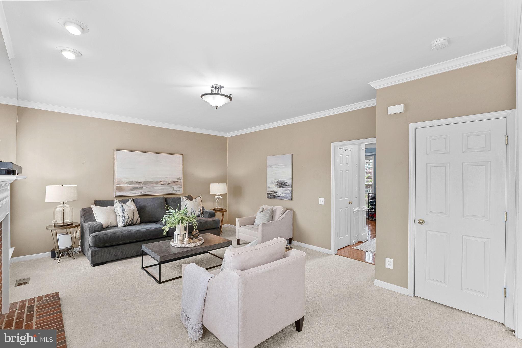 LAUREL HILL LANDBAY - Residential