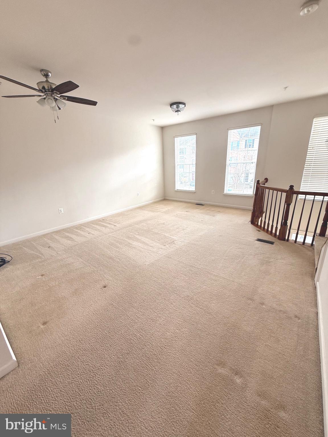 WESTBURY PUB - Residential