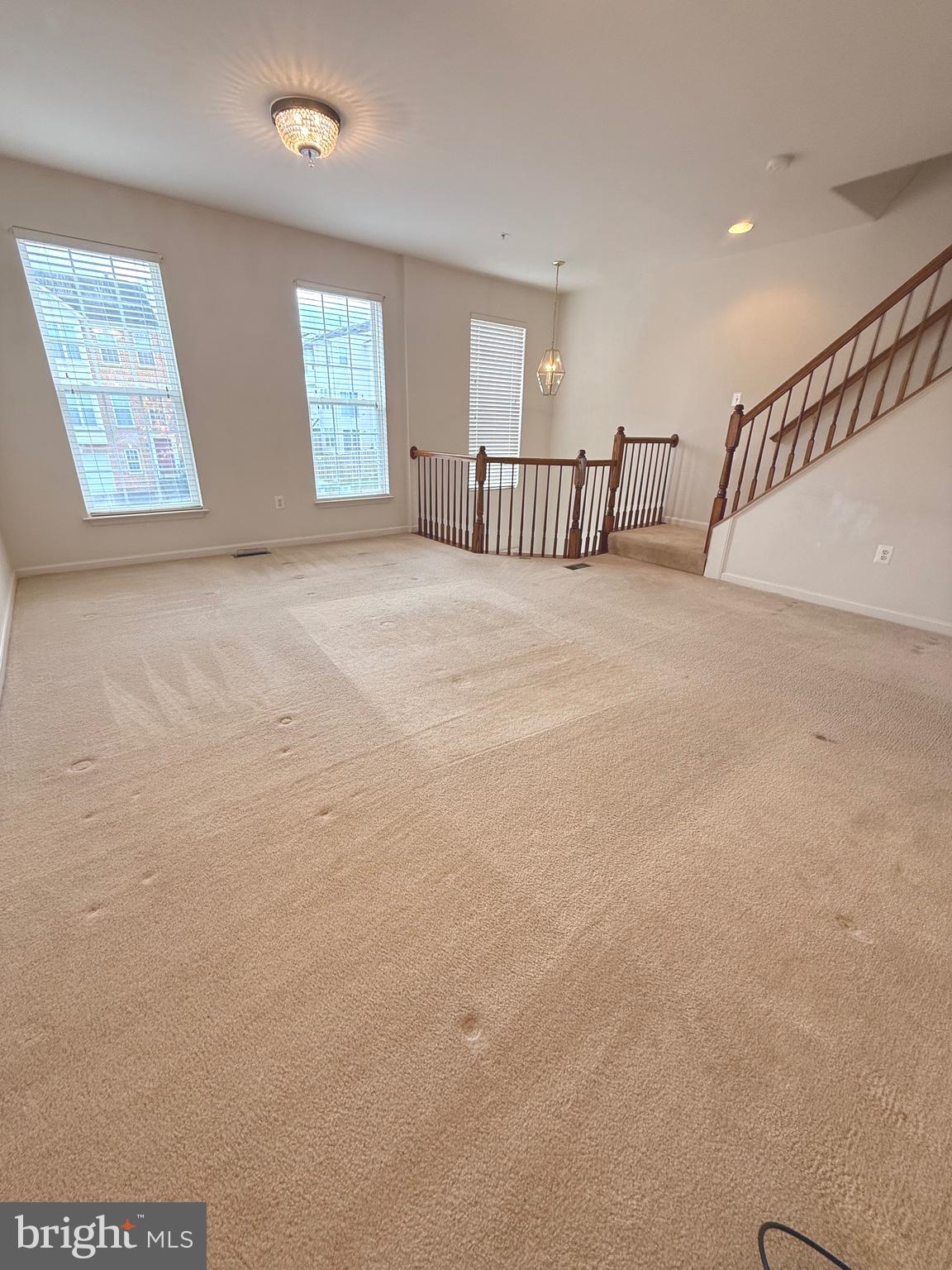 WESTBURY PUB - Residential