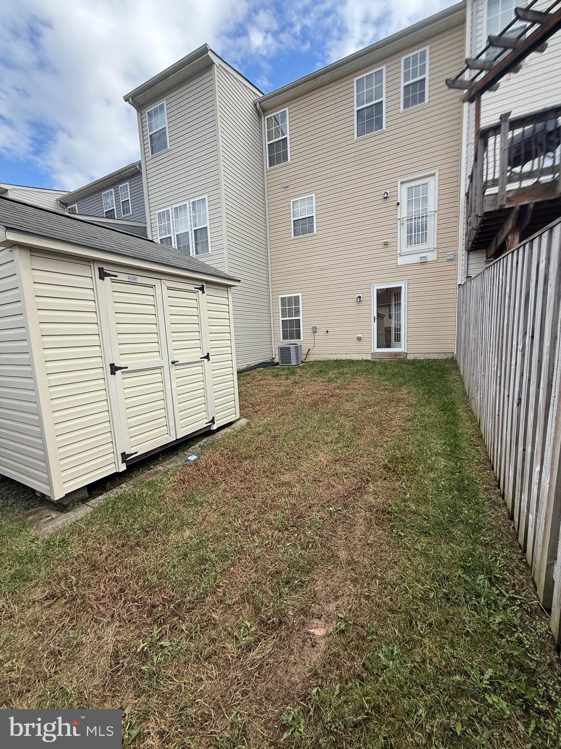 WESTBURY PUB - Residential