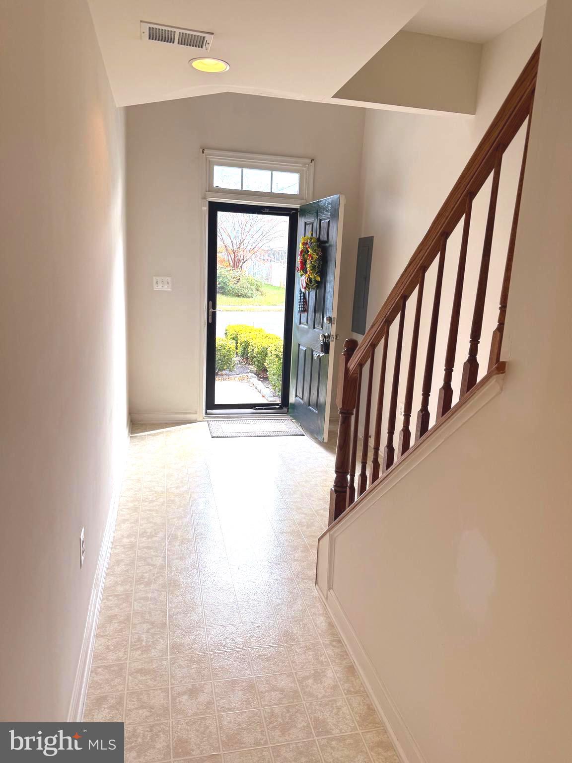 WESTBURY PUB - Residential