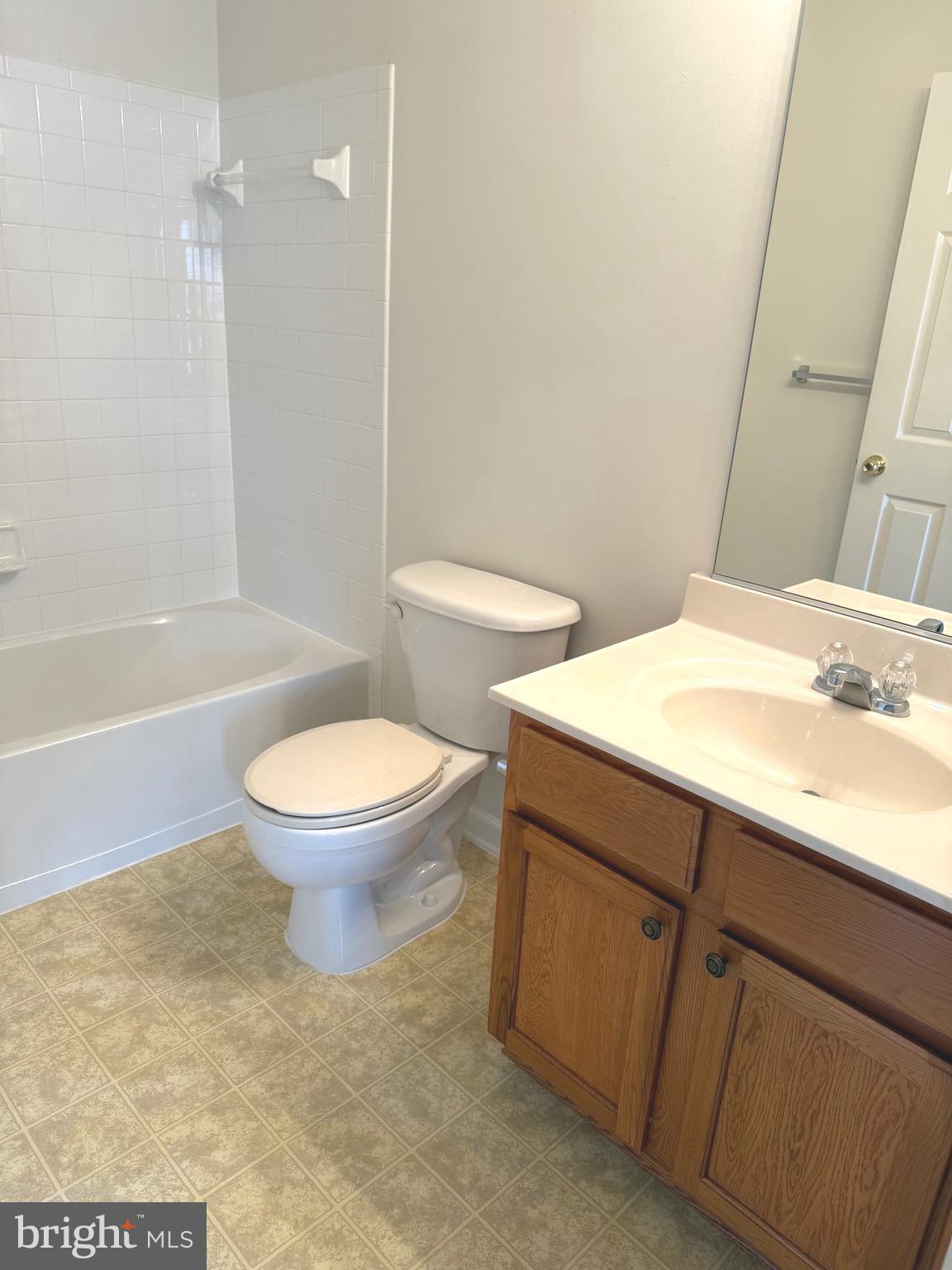 WESTBURY PUB - Residential