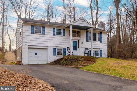 1555 FIELDWOOD ROAD SOUTHAMPTON PA 18966