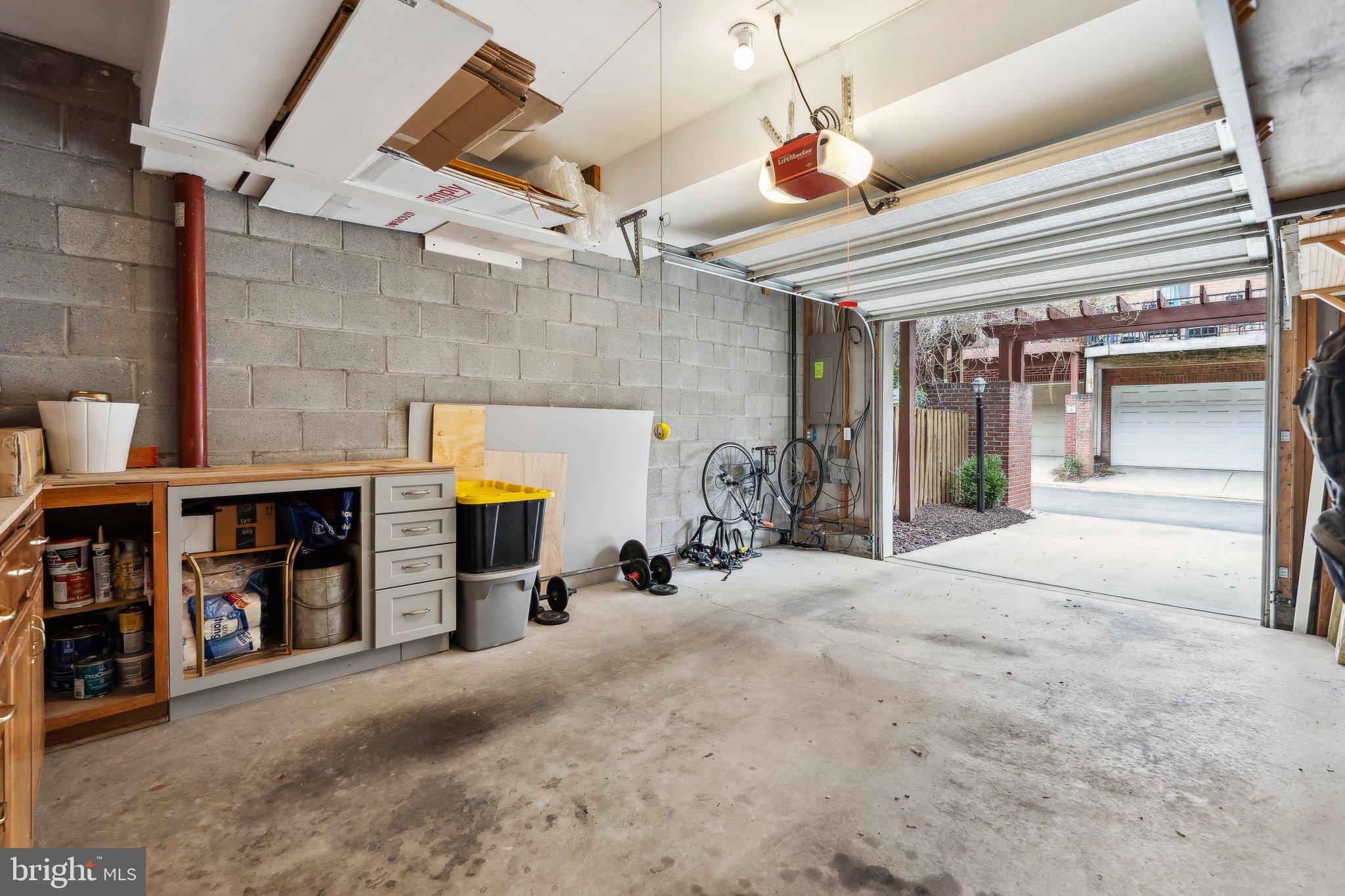 FEDERAL HILL HISTORIC DISTRICT - Residential Lease