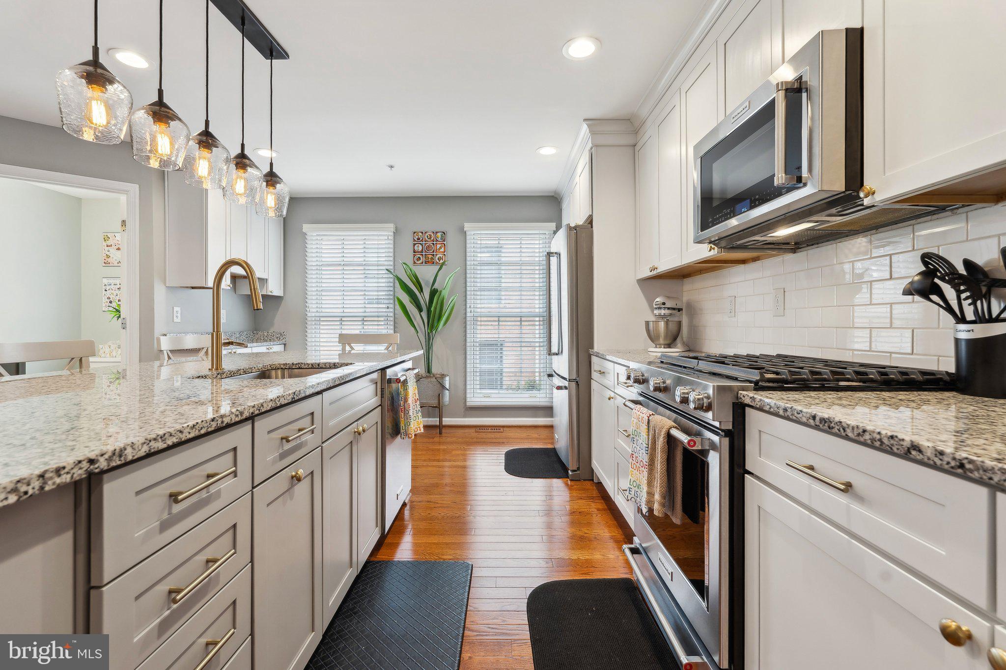 FEDERAL HILL HISTORIC DISTRICT - Residential Lease