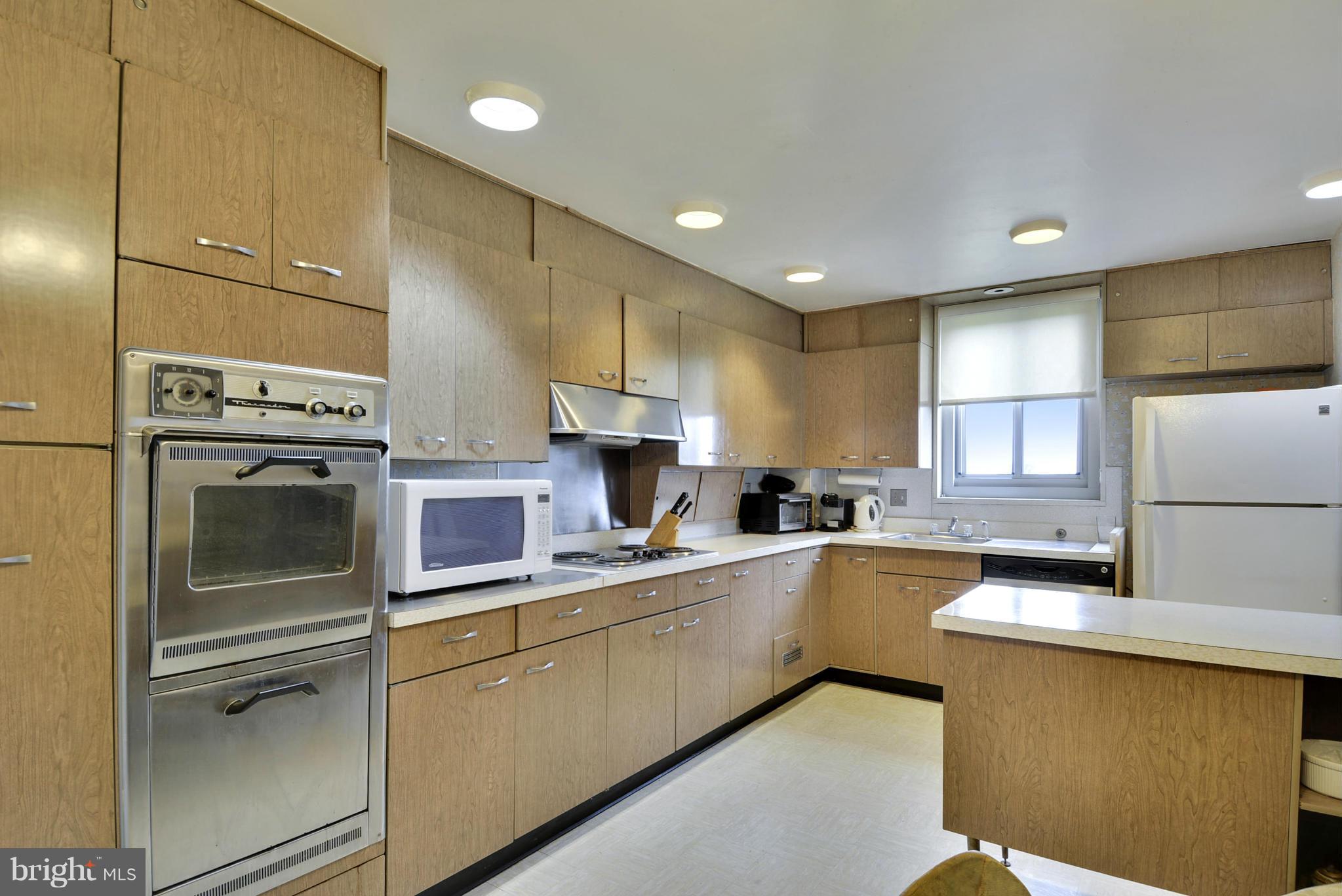 ELEVEN SLADE - Residential