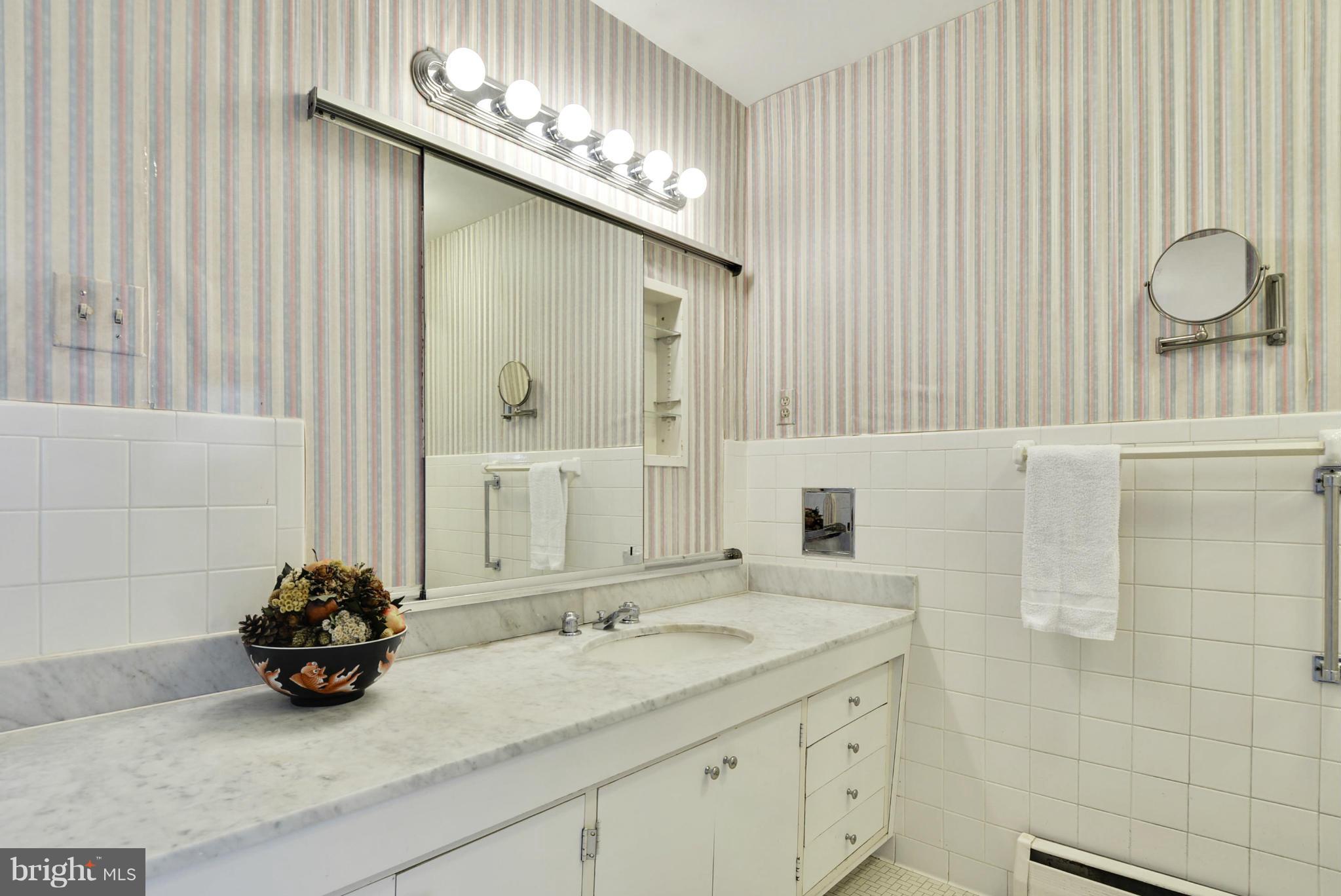 ELEVEN SLADE - Residential