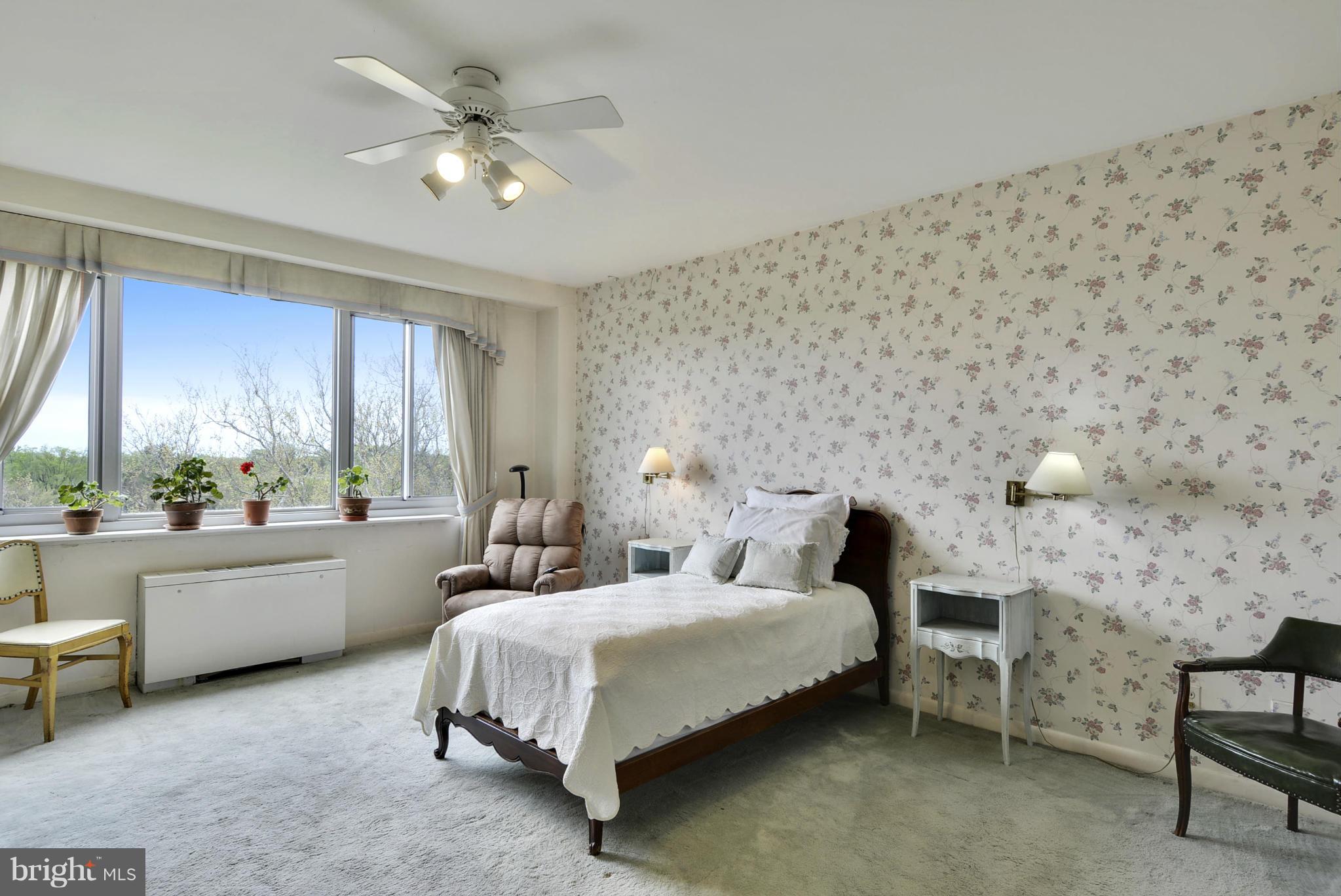 ELEVEN SLADE - Residential