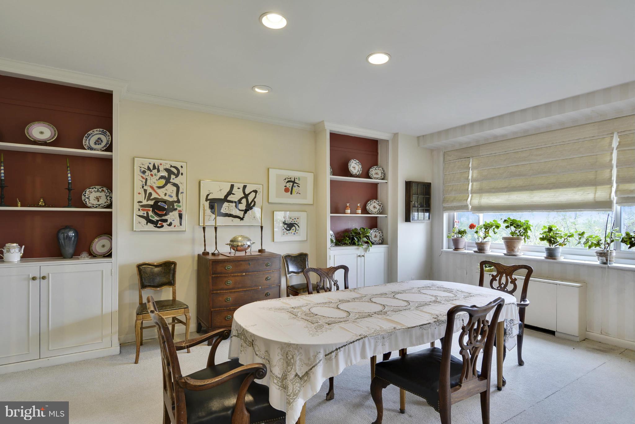 ELEVEN SLADE - Residential