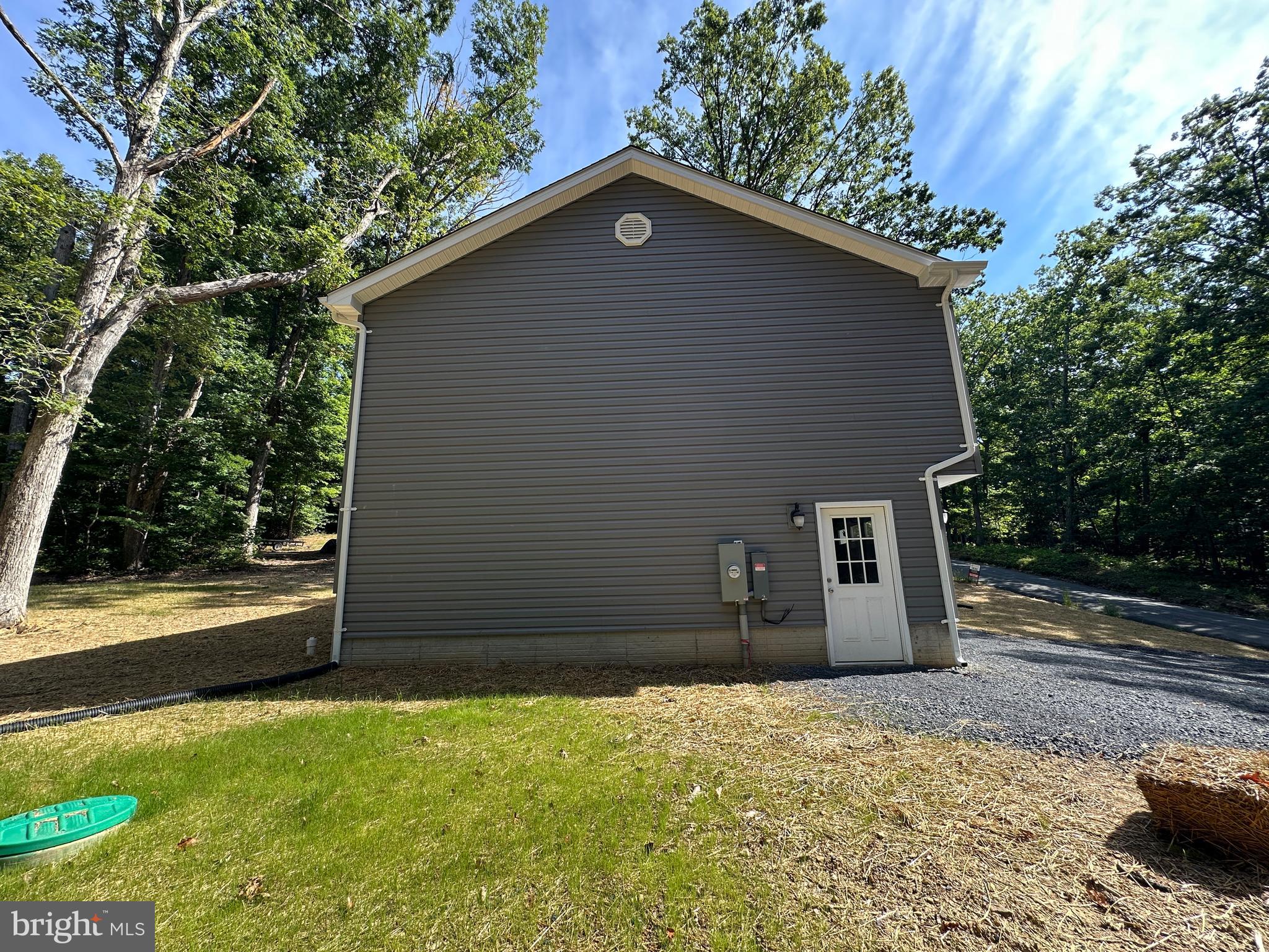 208 BEAVER TRAIL