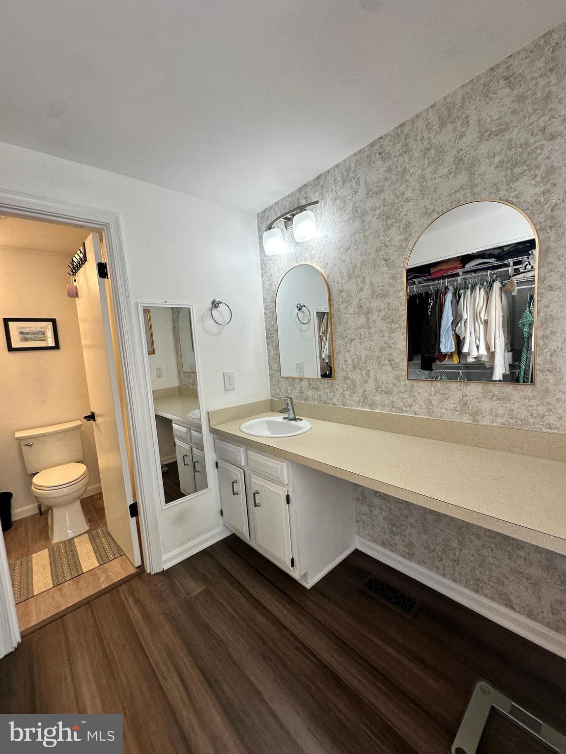 IDYLWOOD - Residential