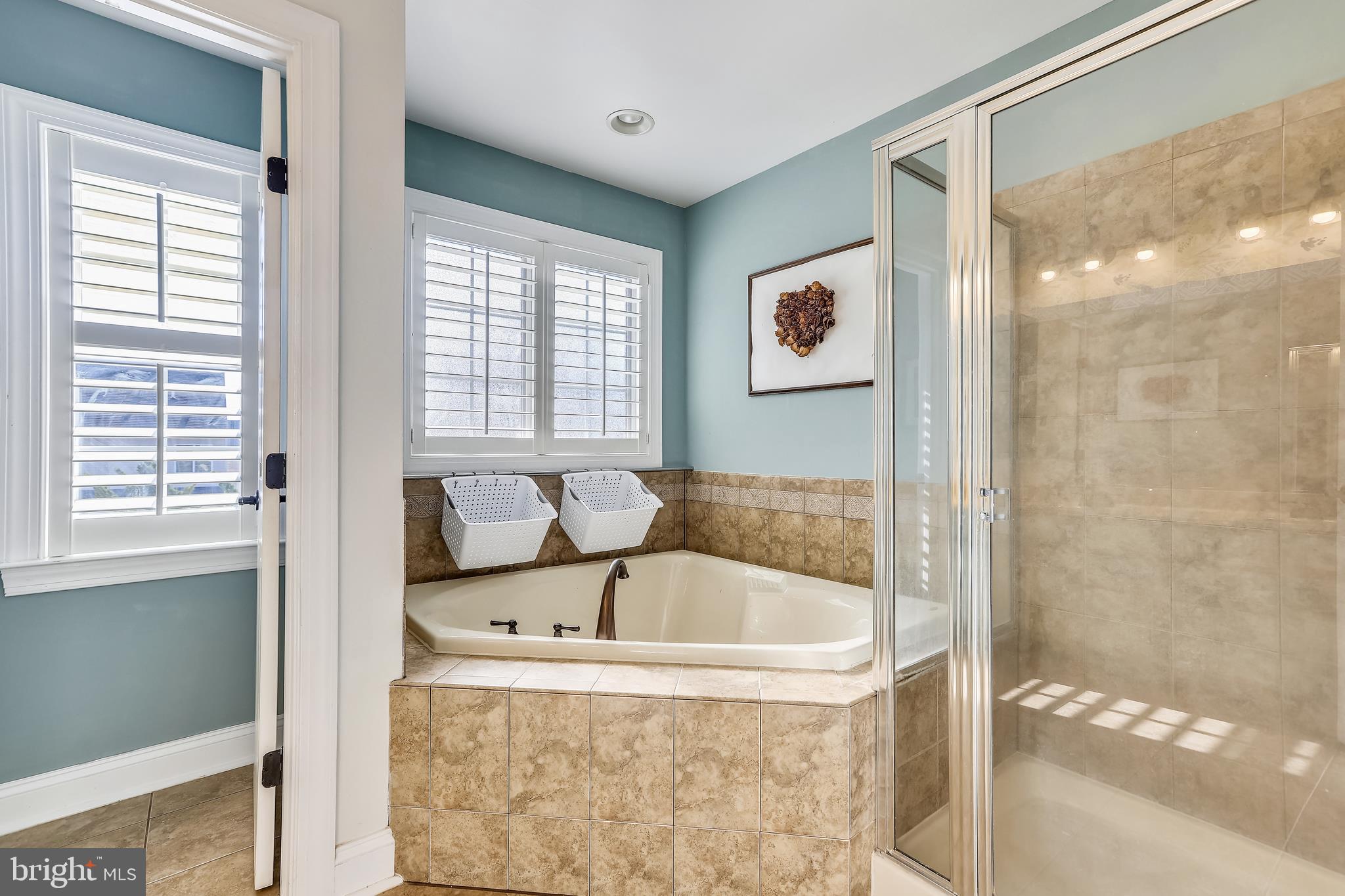 NORTH BROOK - Residential