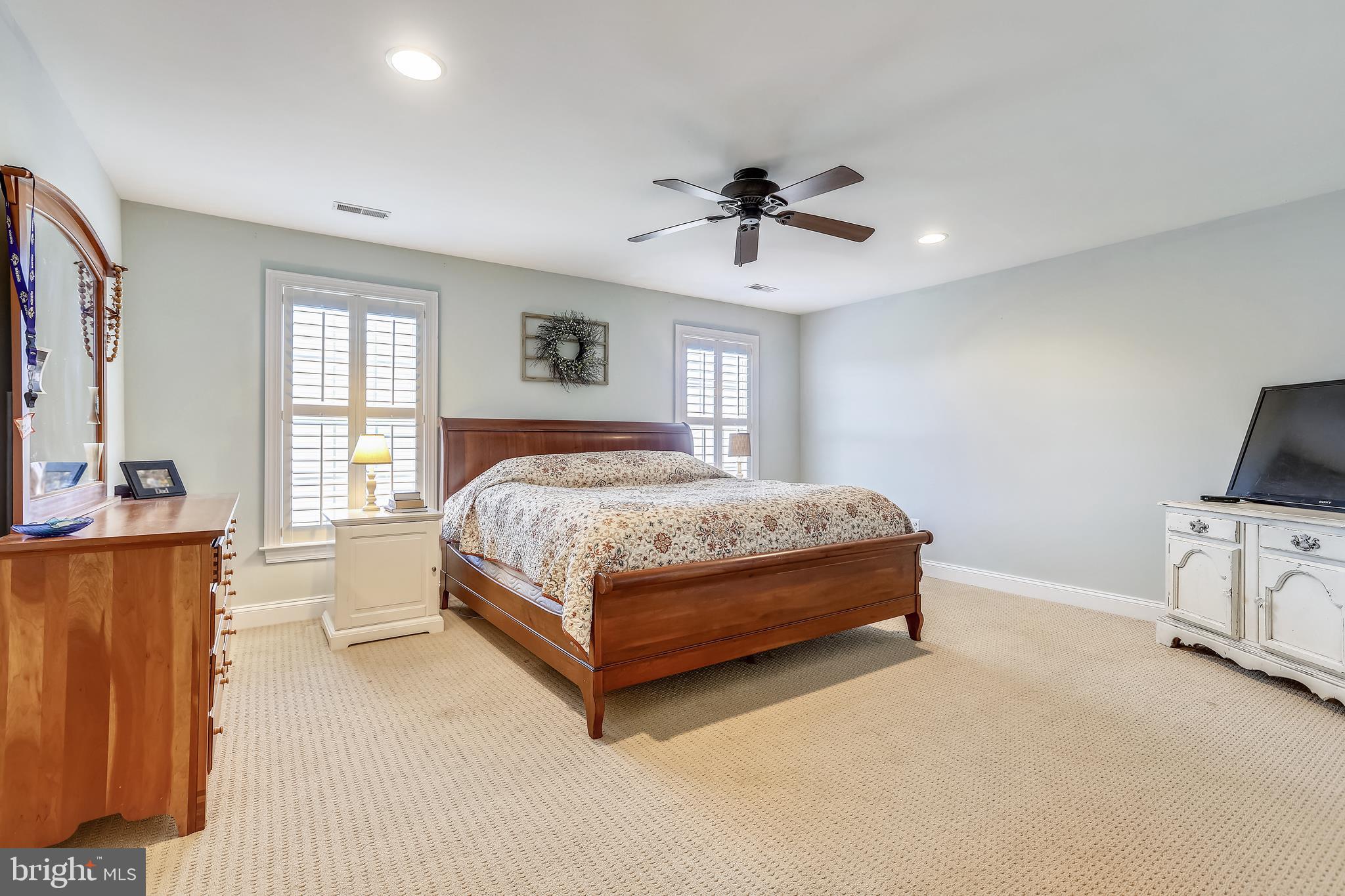 NORTH BROOK - Residential