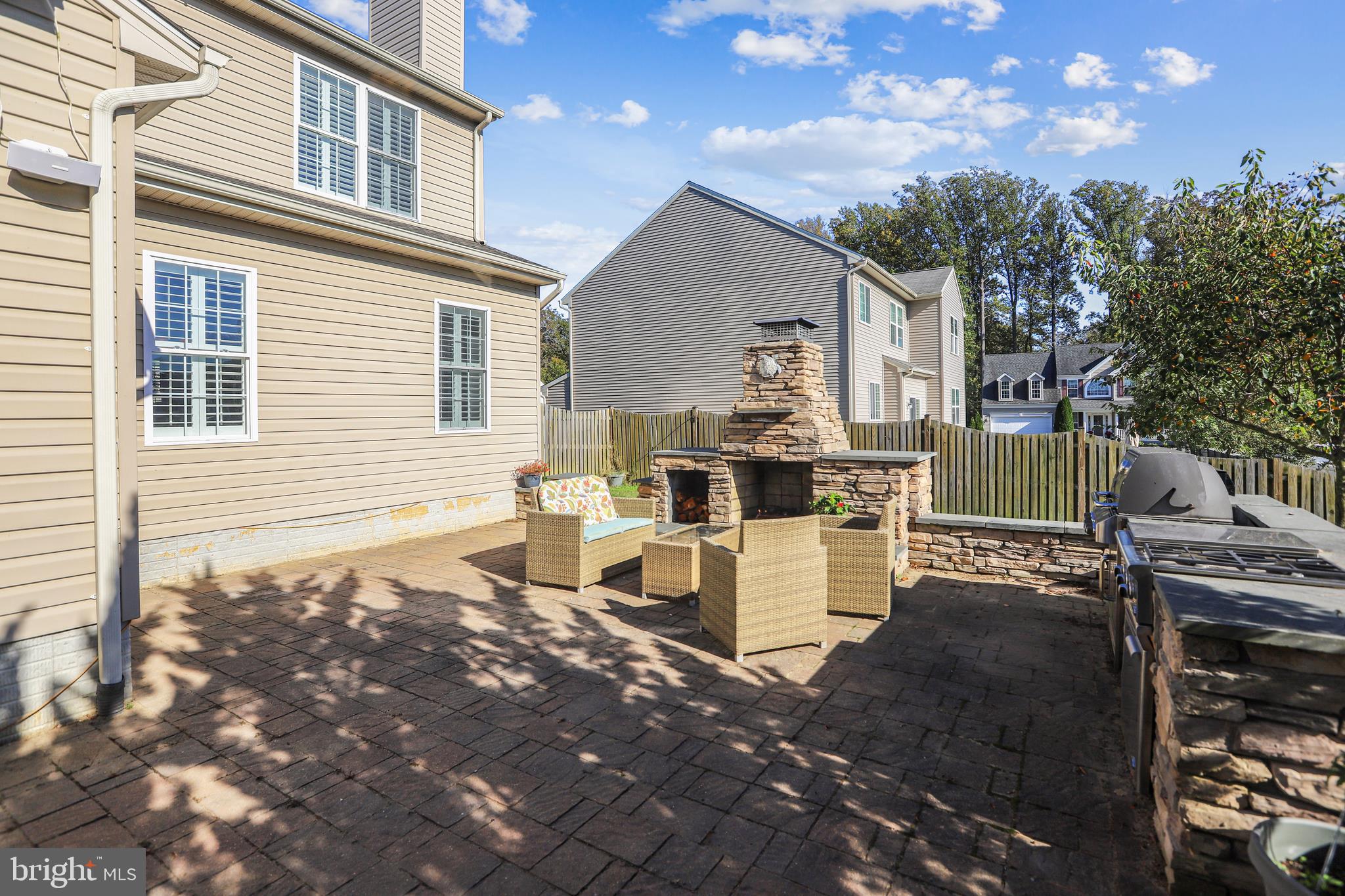 NORTH BROOK - Residential