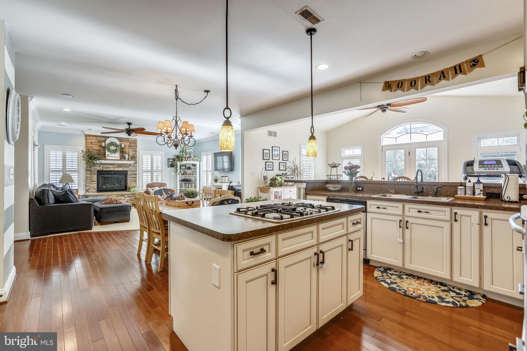 NORTH BROOK - Residential