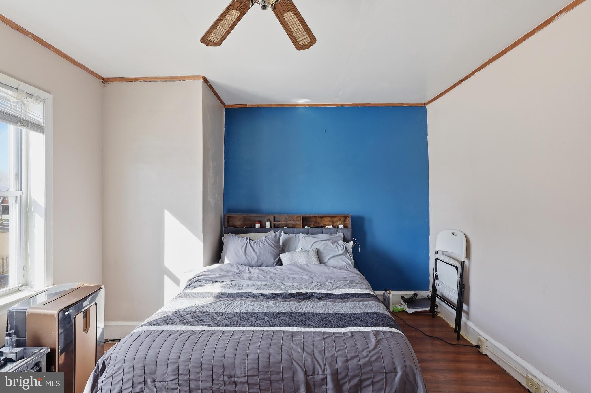 WEST OAK LANE - Residential