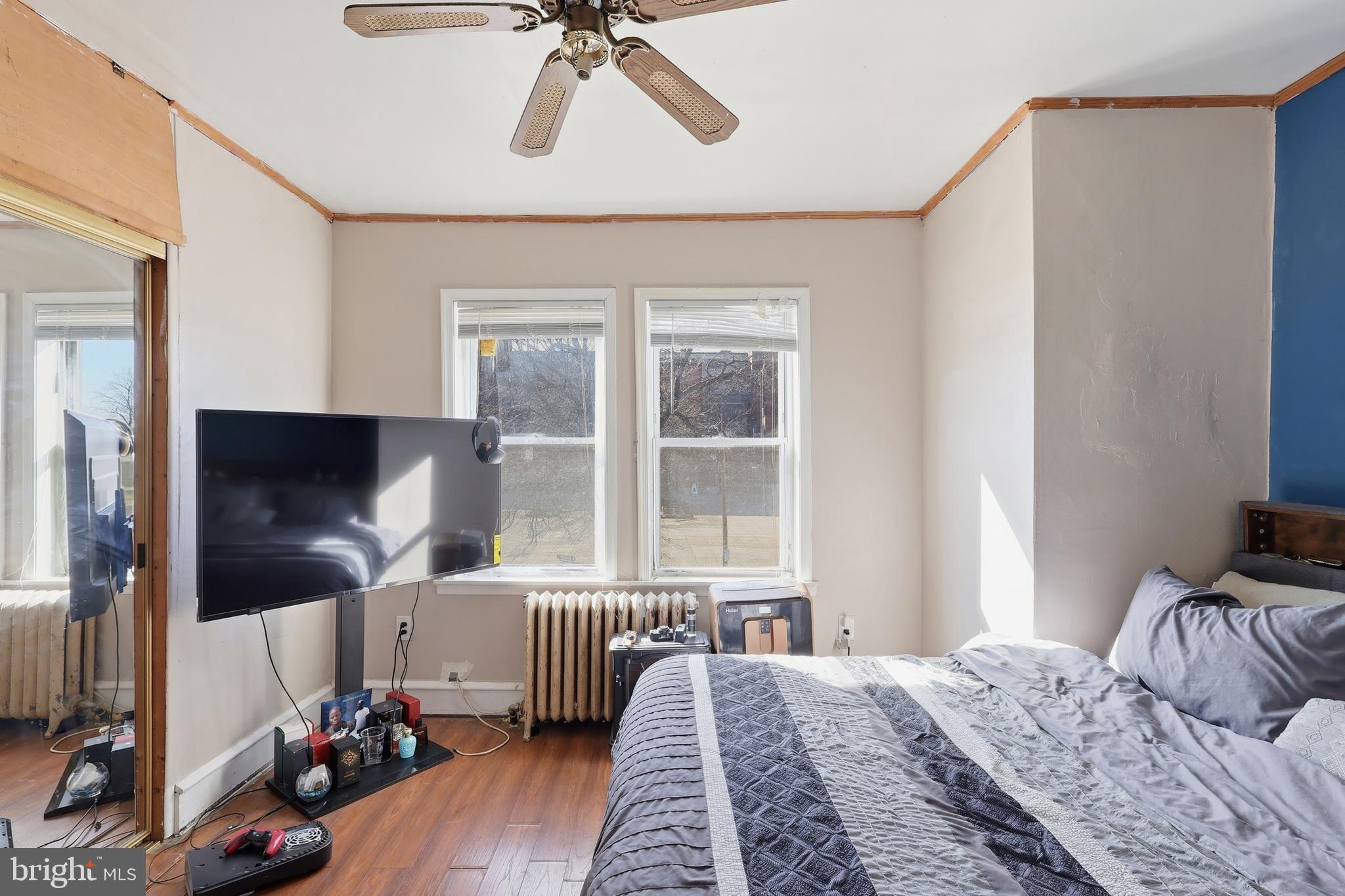 WEST OAK LANE - Residential