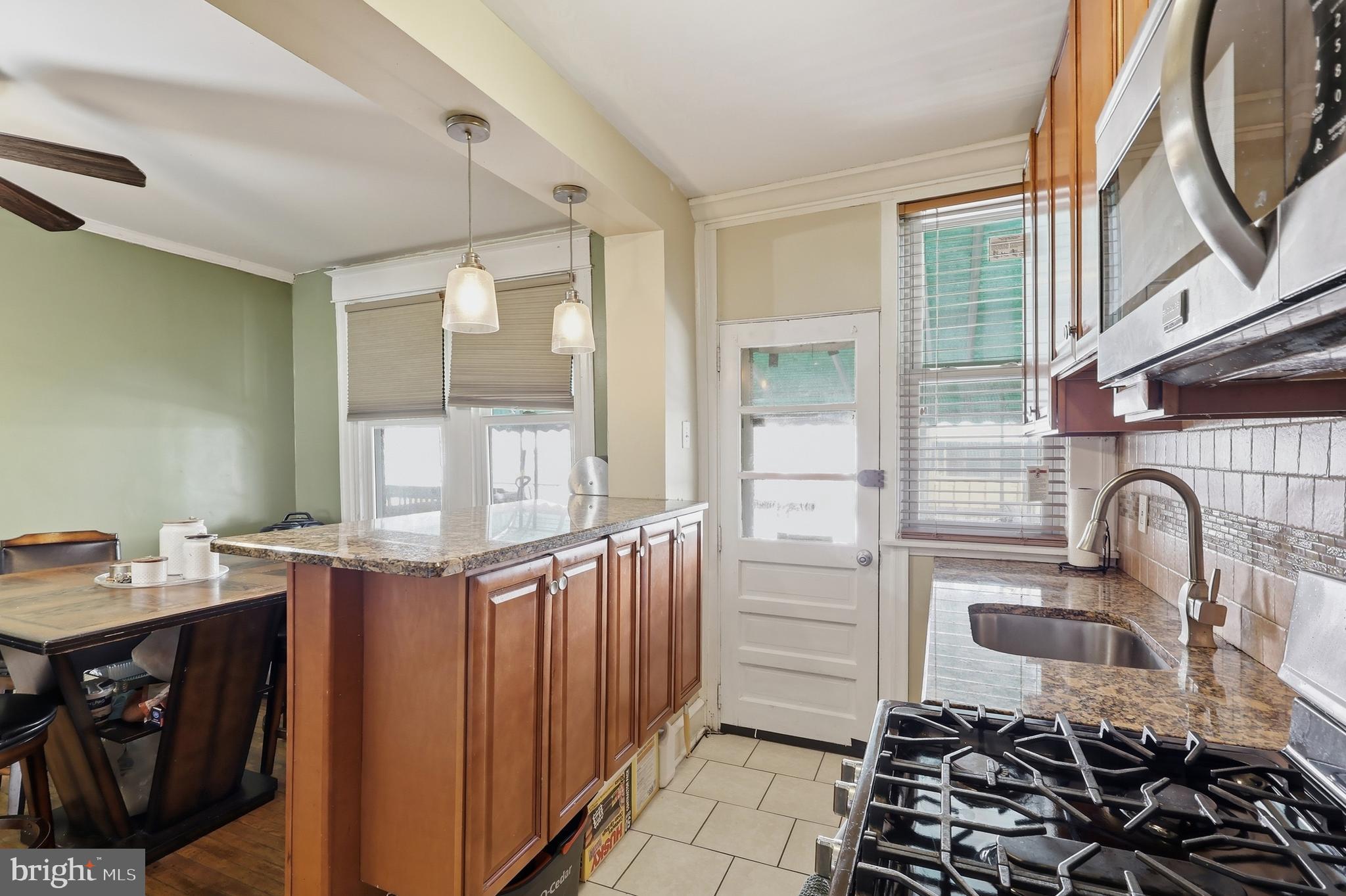 WEST OAK LANE - Residential