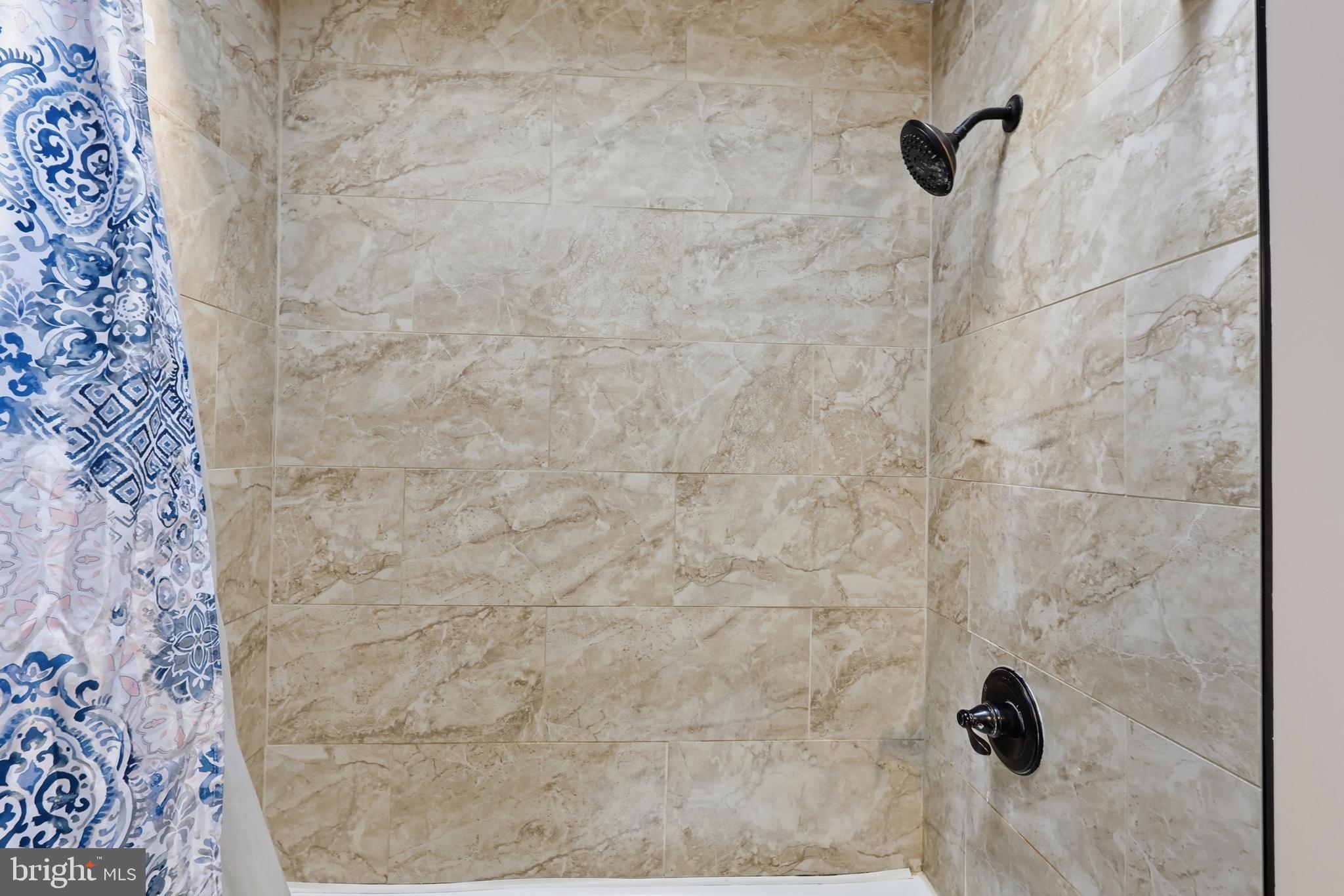 WEST OAK LANE - Residential