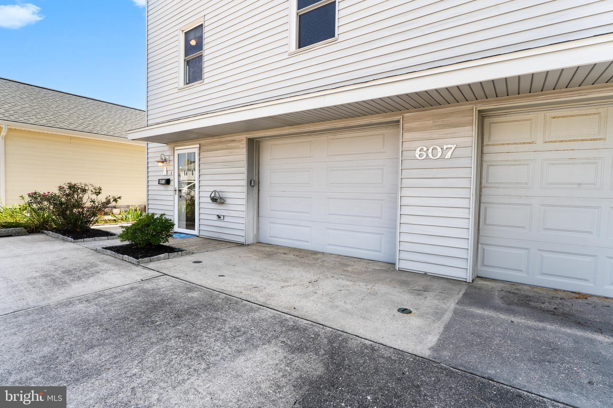 607 SALT SPRAY ROAD A