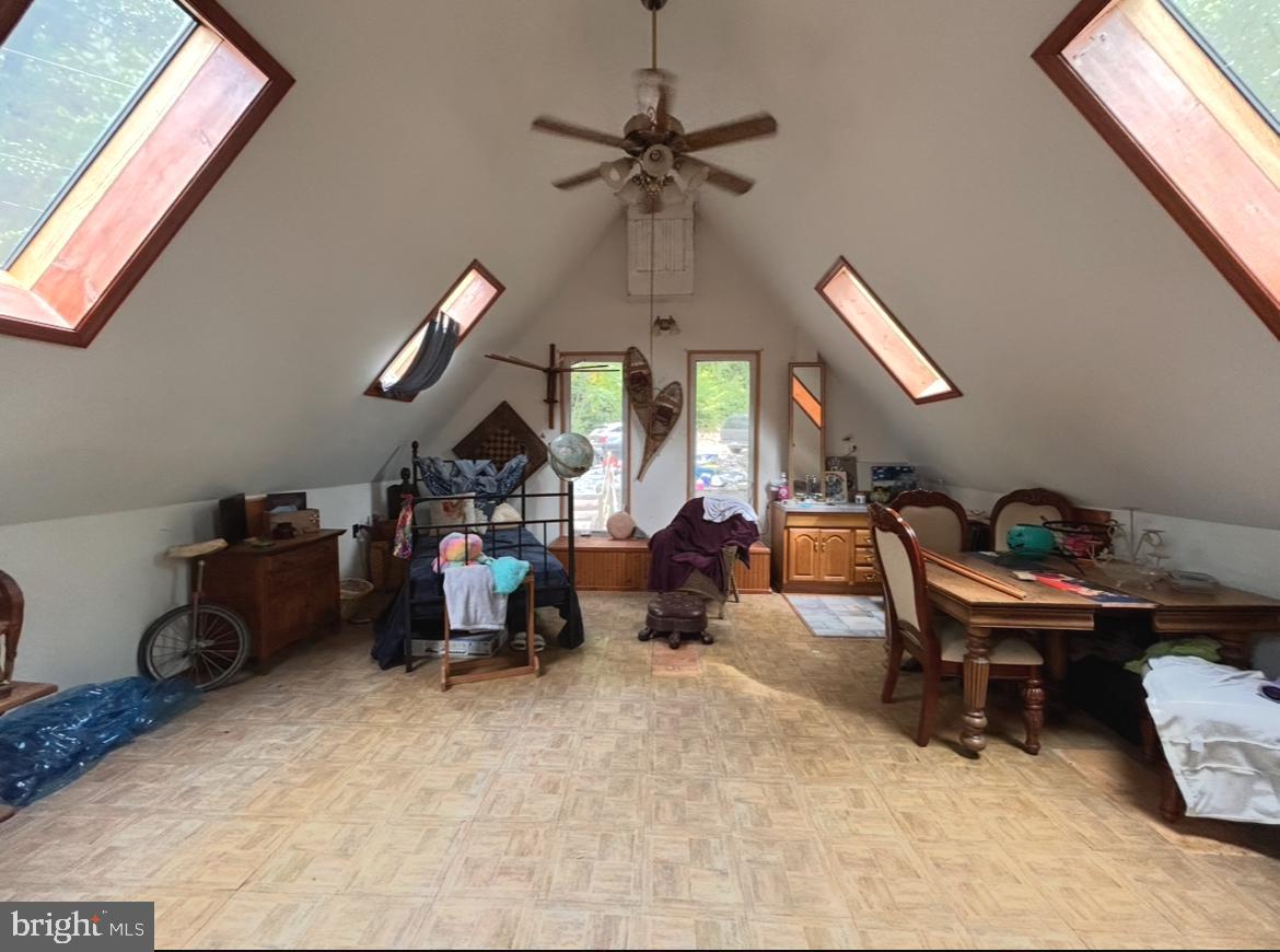 RITTERS HIDDEN VALLEY - Residential