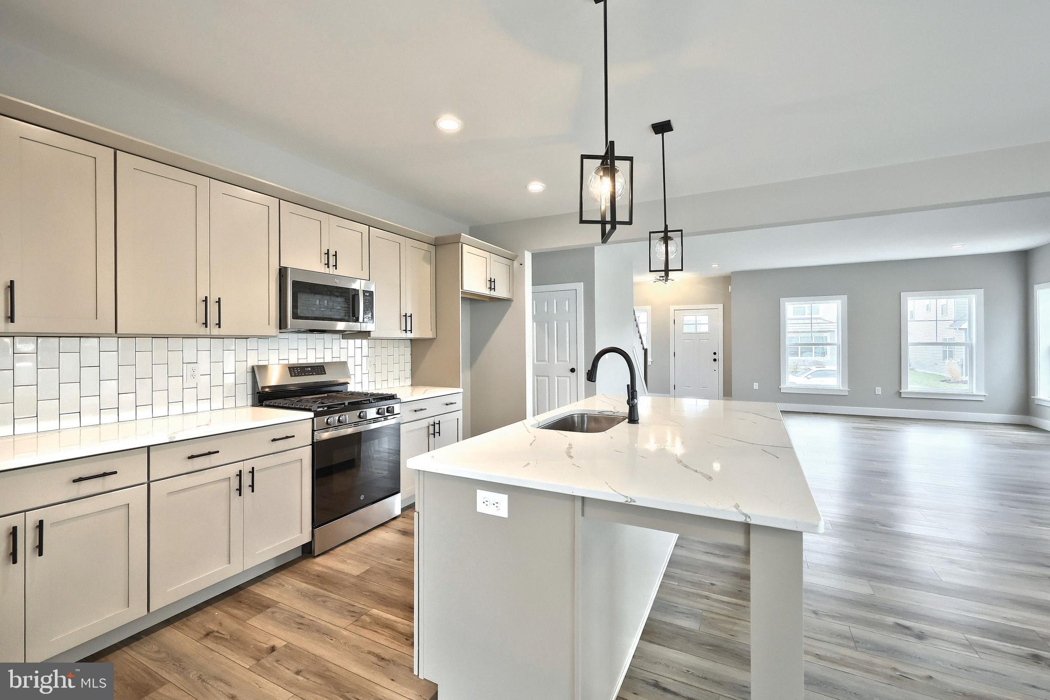 WRIGHT'S LANDING - Residential