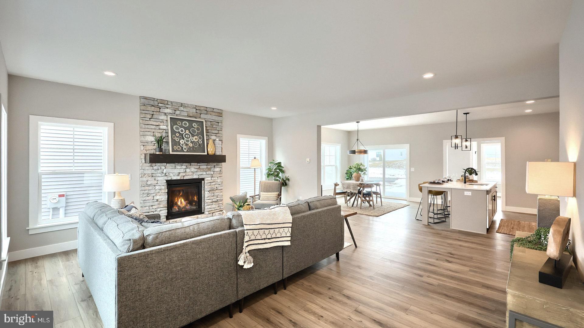 WRIGHT'S LANDING - Residential