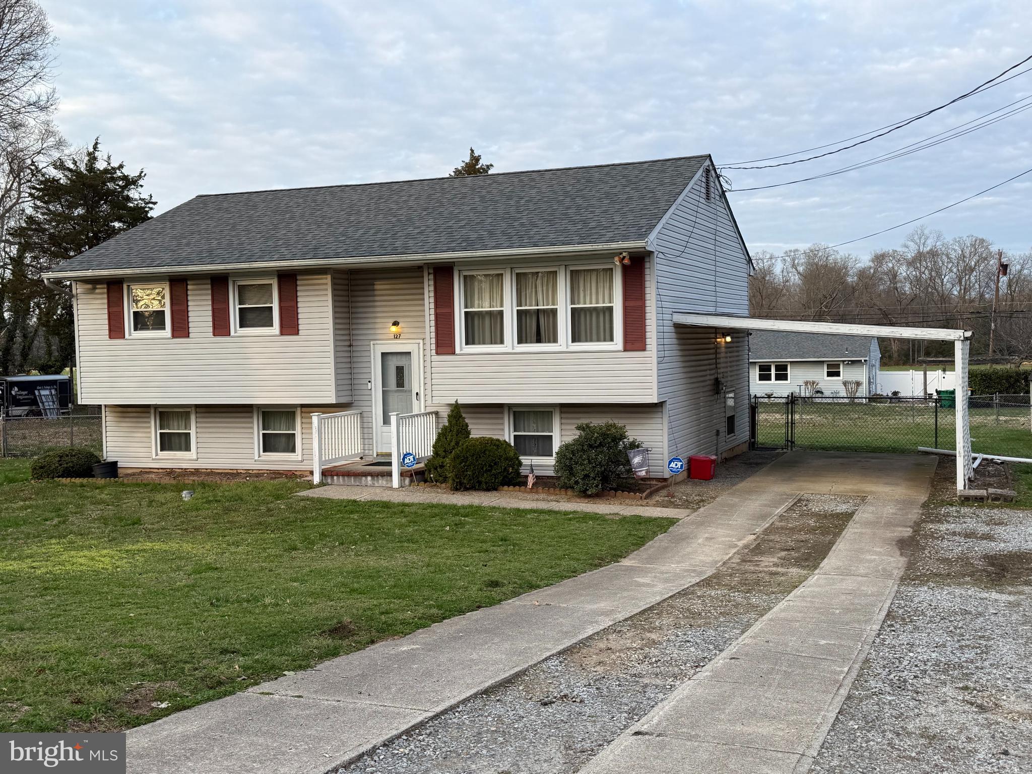 127 STAVE MILL ROAD