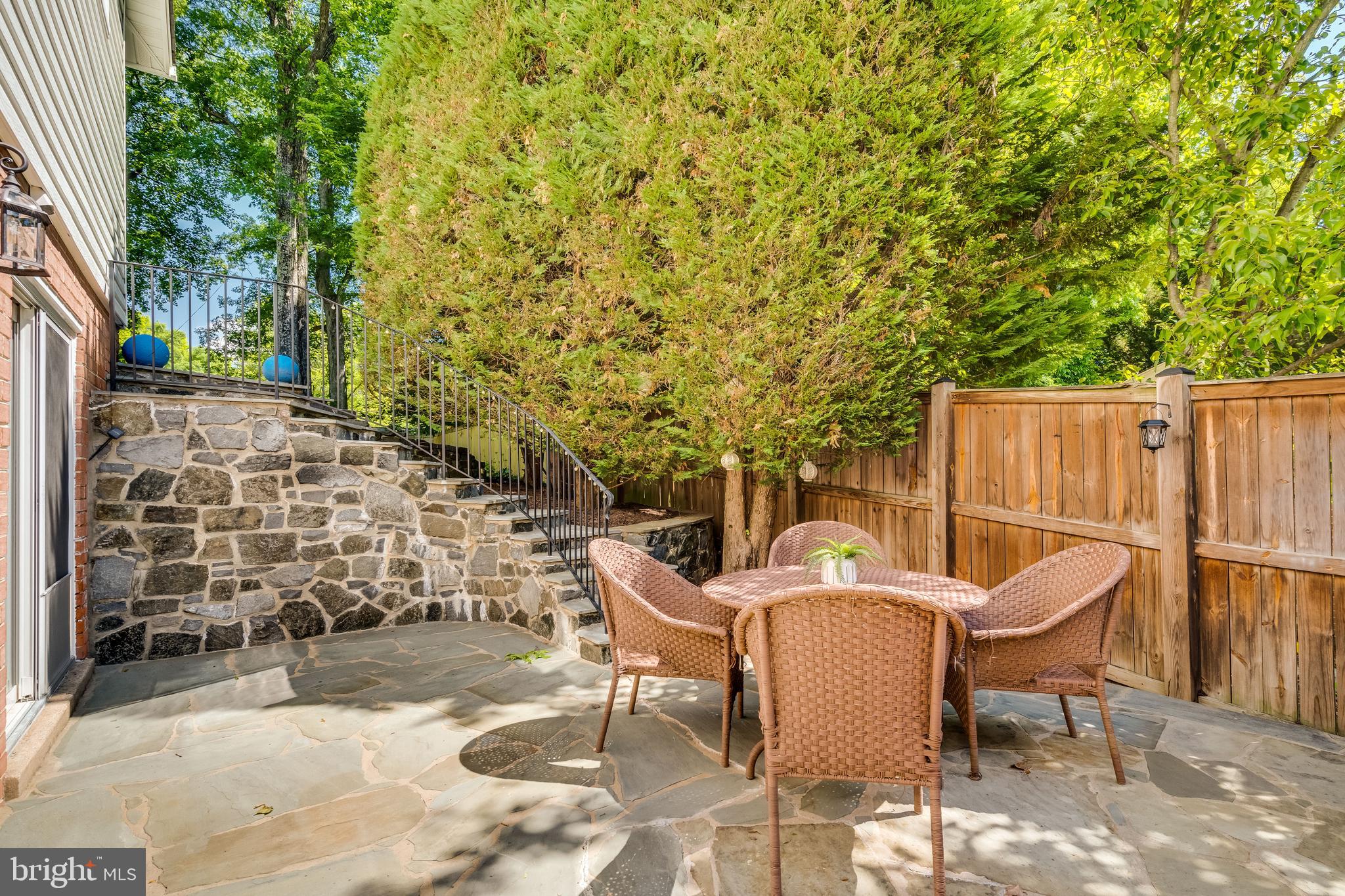 KINGS PARK WEST - Residential