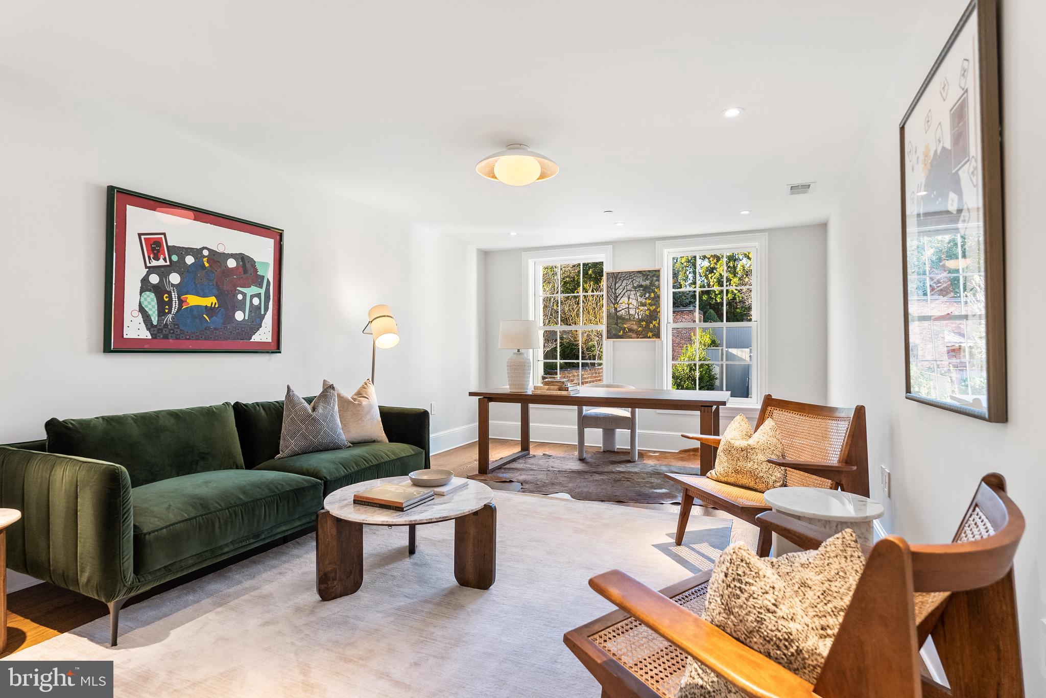 GEORGETOWN - Residential