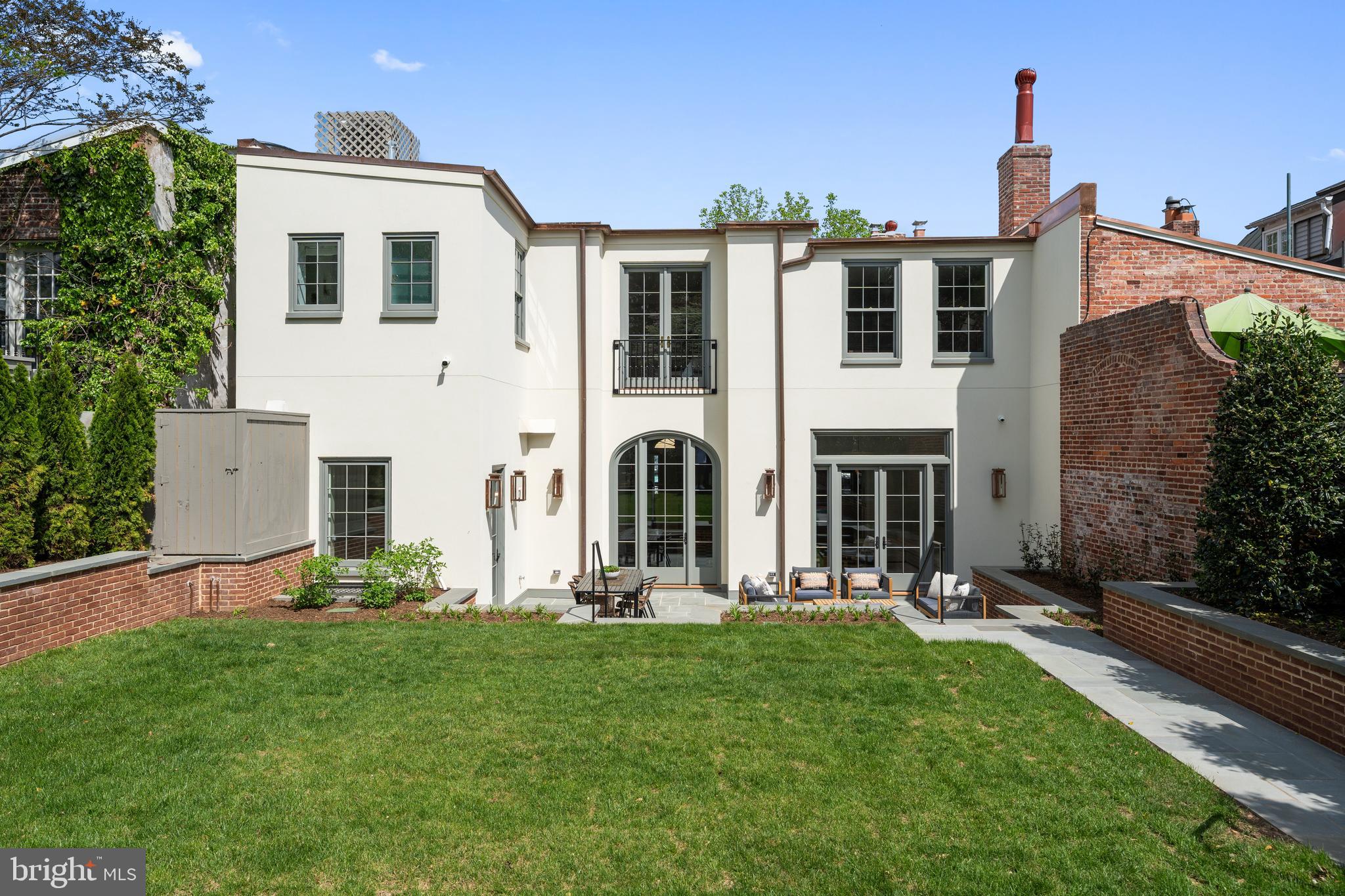 GEORGETOWN - Residential