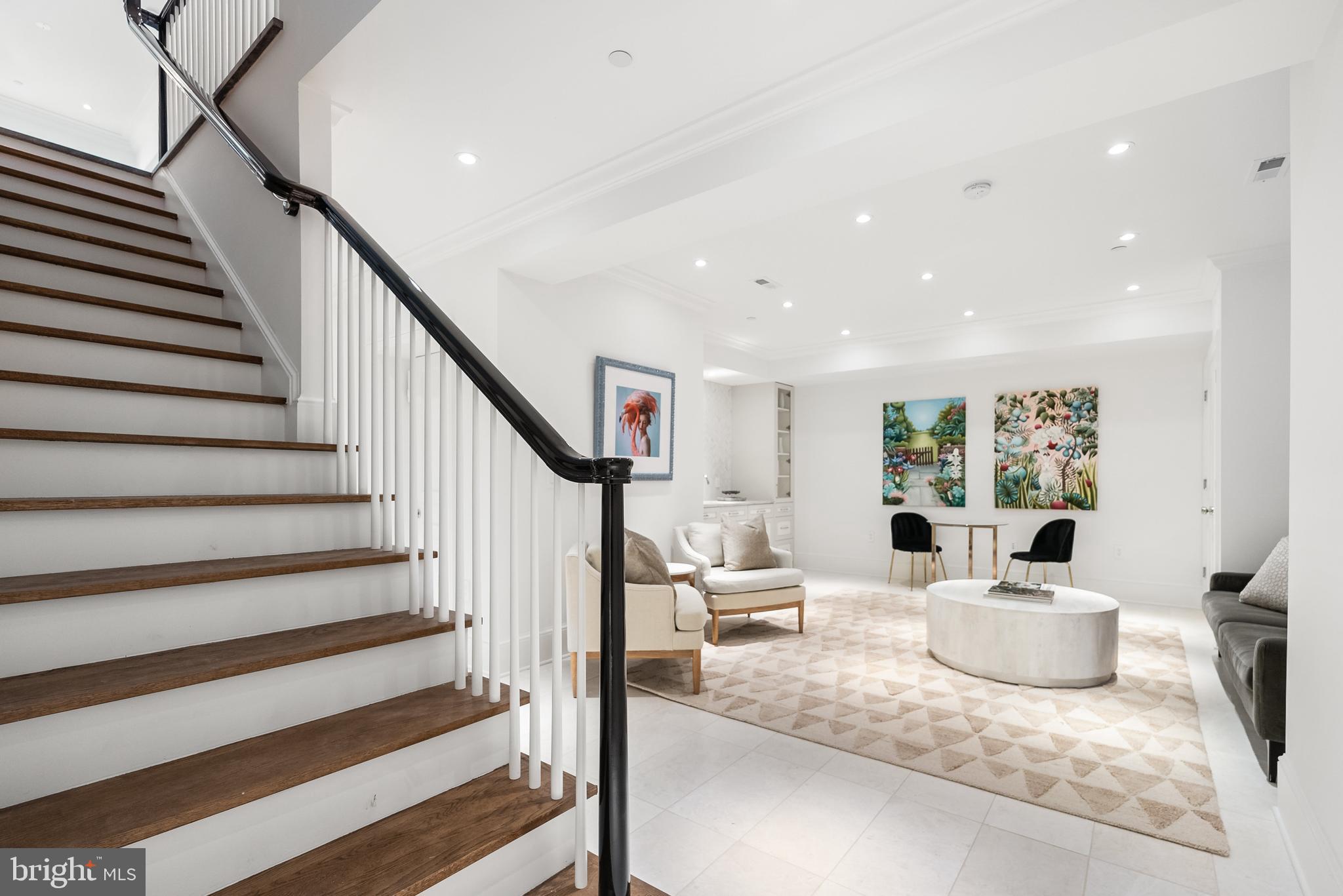 GEORGETOWN - Residential