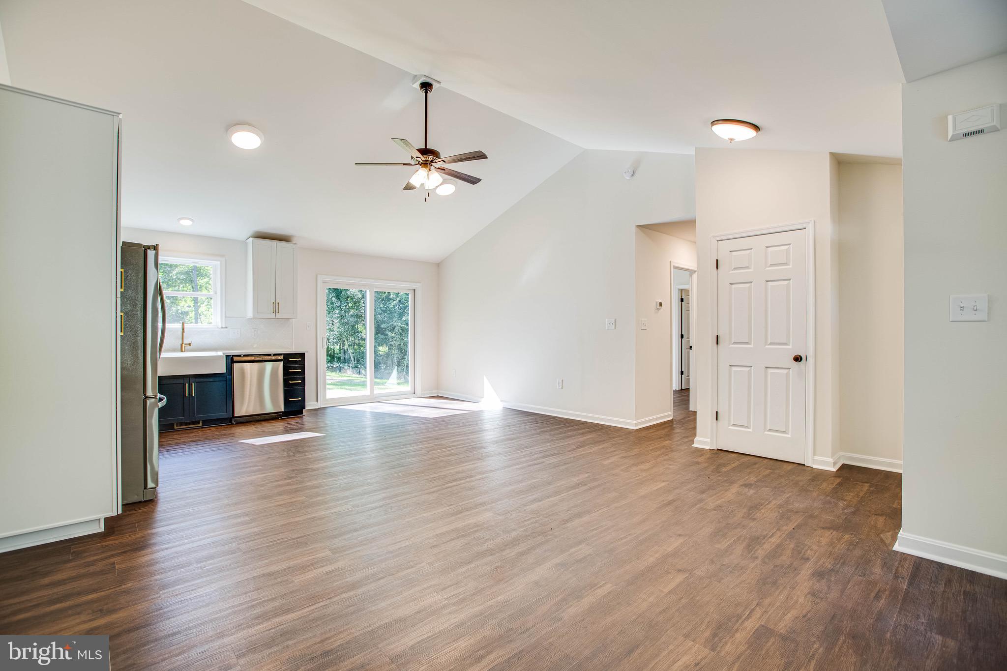 GLEBE HARBOR - Residential