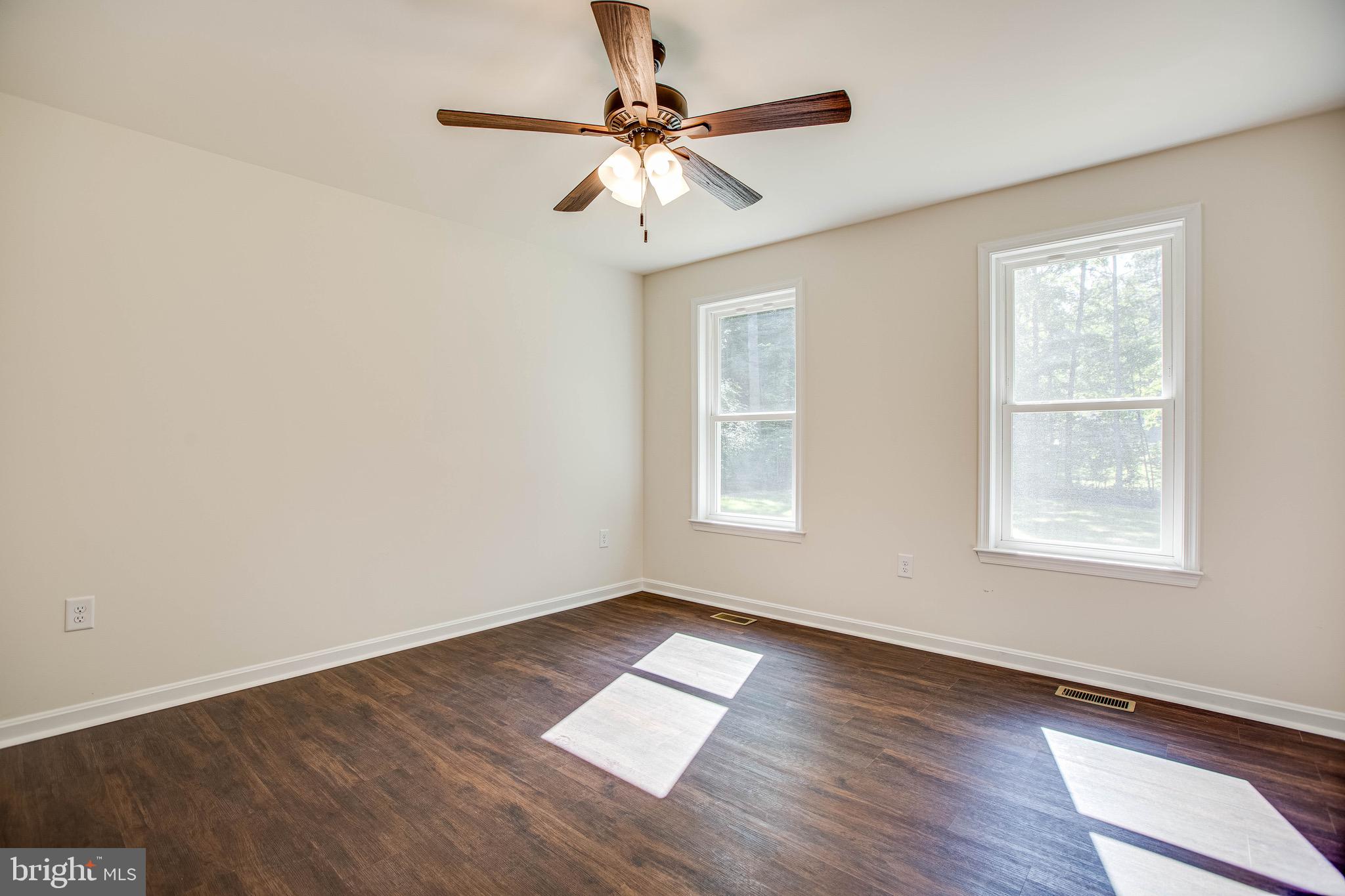 GLEBE HARBOR - Residential