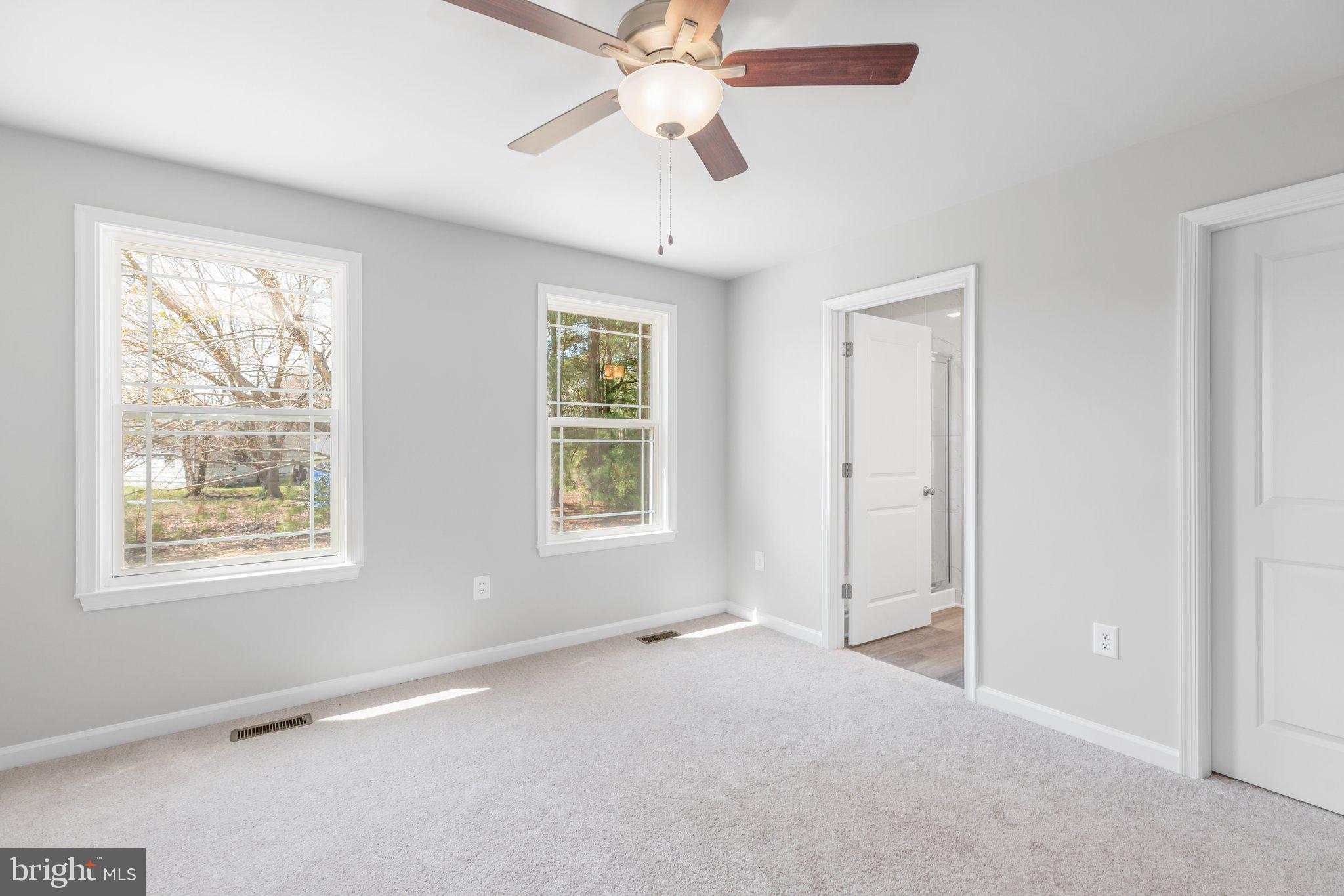 GLEBE HARBOR - Residential