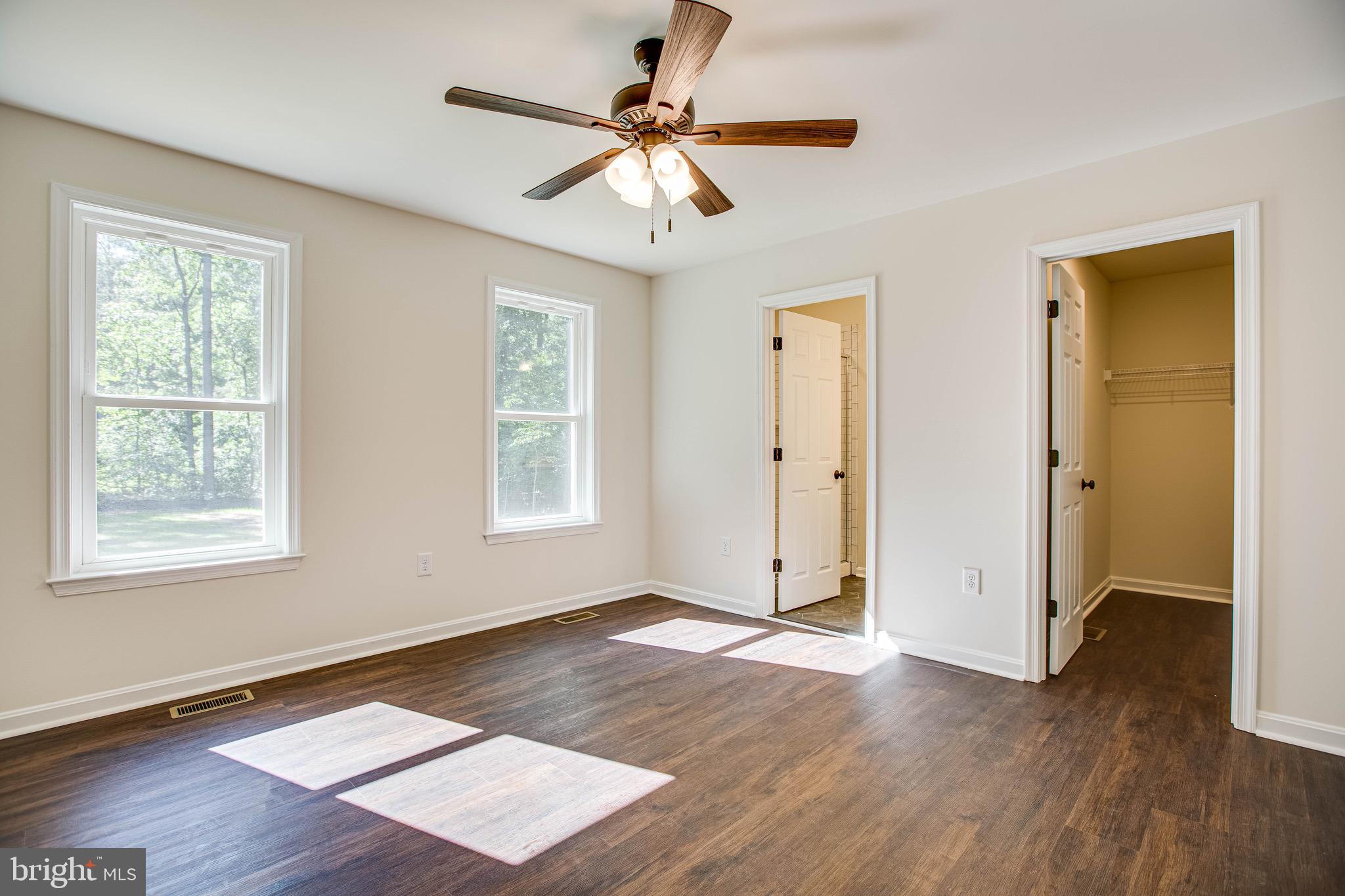 GLEBE HARBOR - Residential