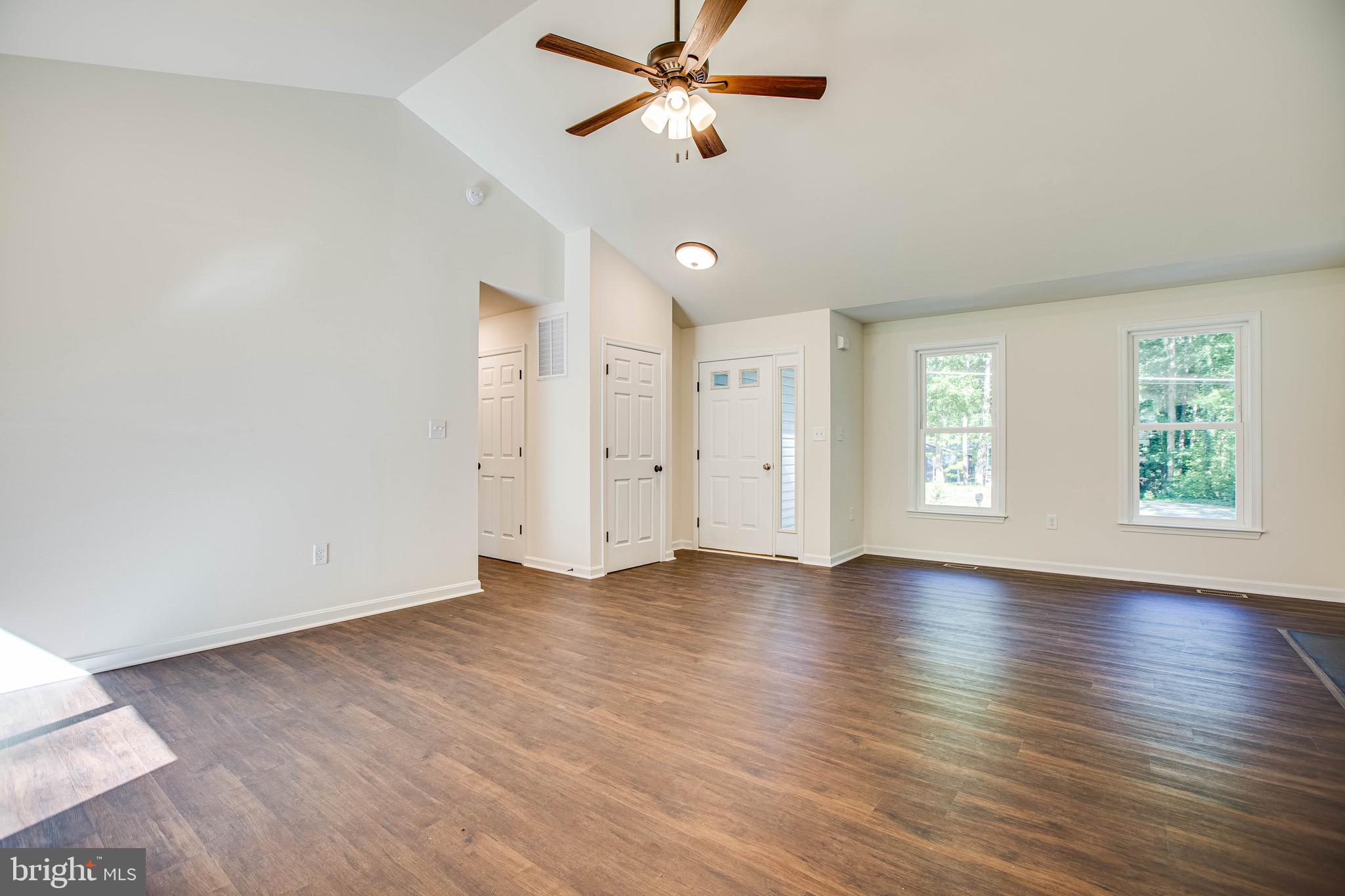 GLEBE HARBOR - Residential