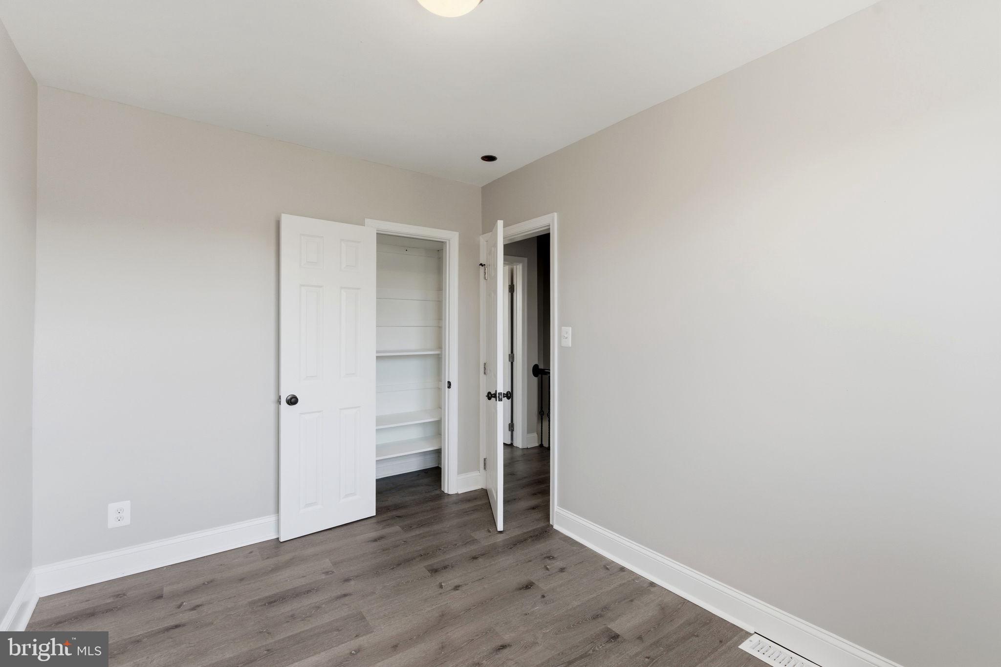 WILTSHIRE - Residential