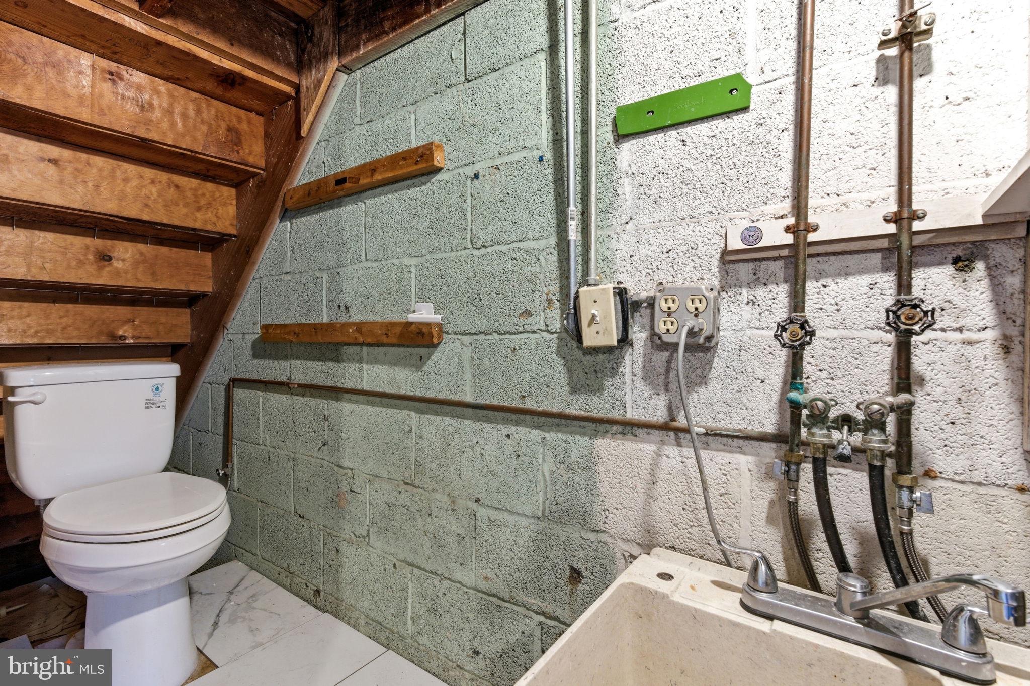 WILTSHIRE - Residential