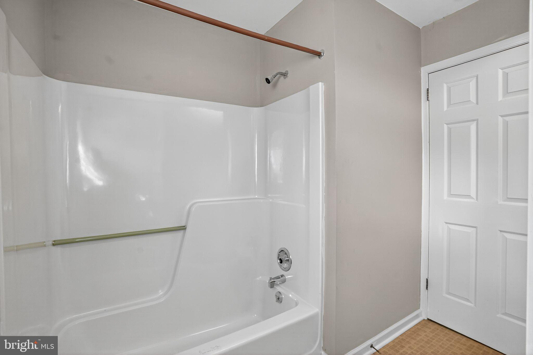 NON AVAILABLE - Residential