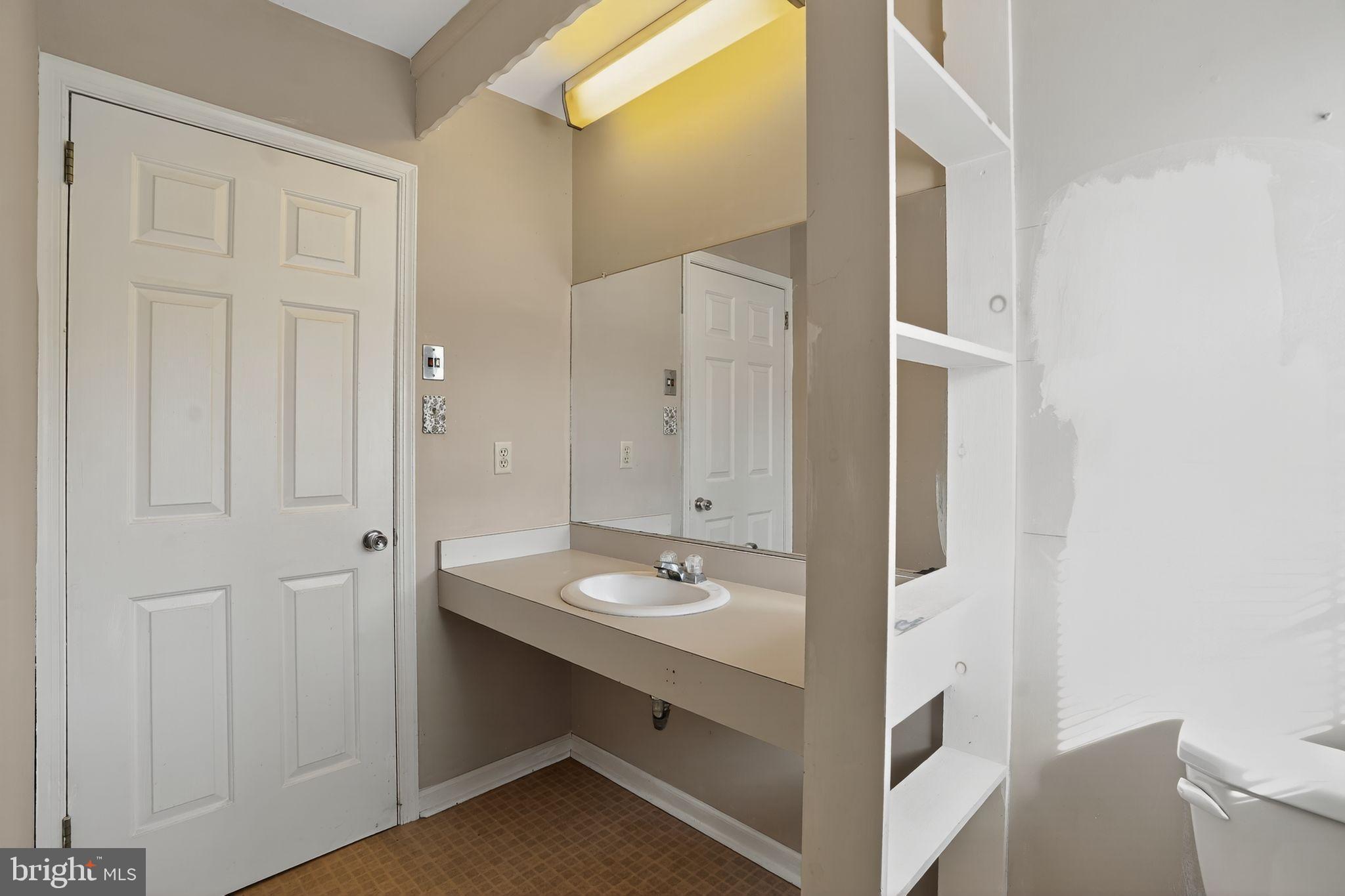 NON AVAILABLE - Residential