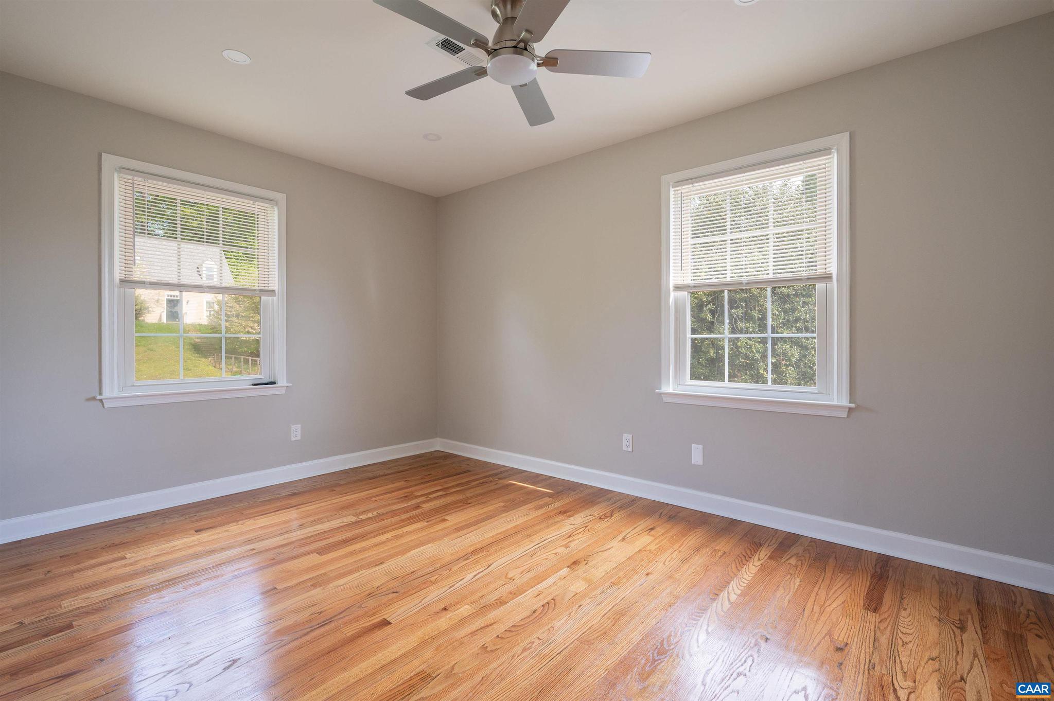 HOLLYMEAD - Residential Lease