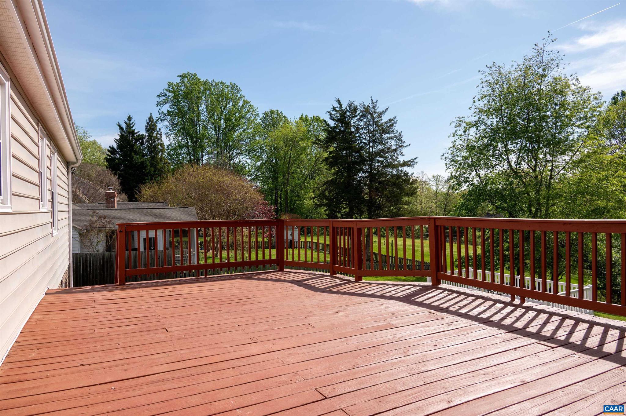 HOLLYMEAD - Residential Lease