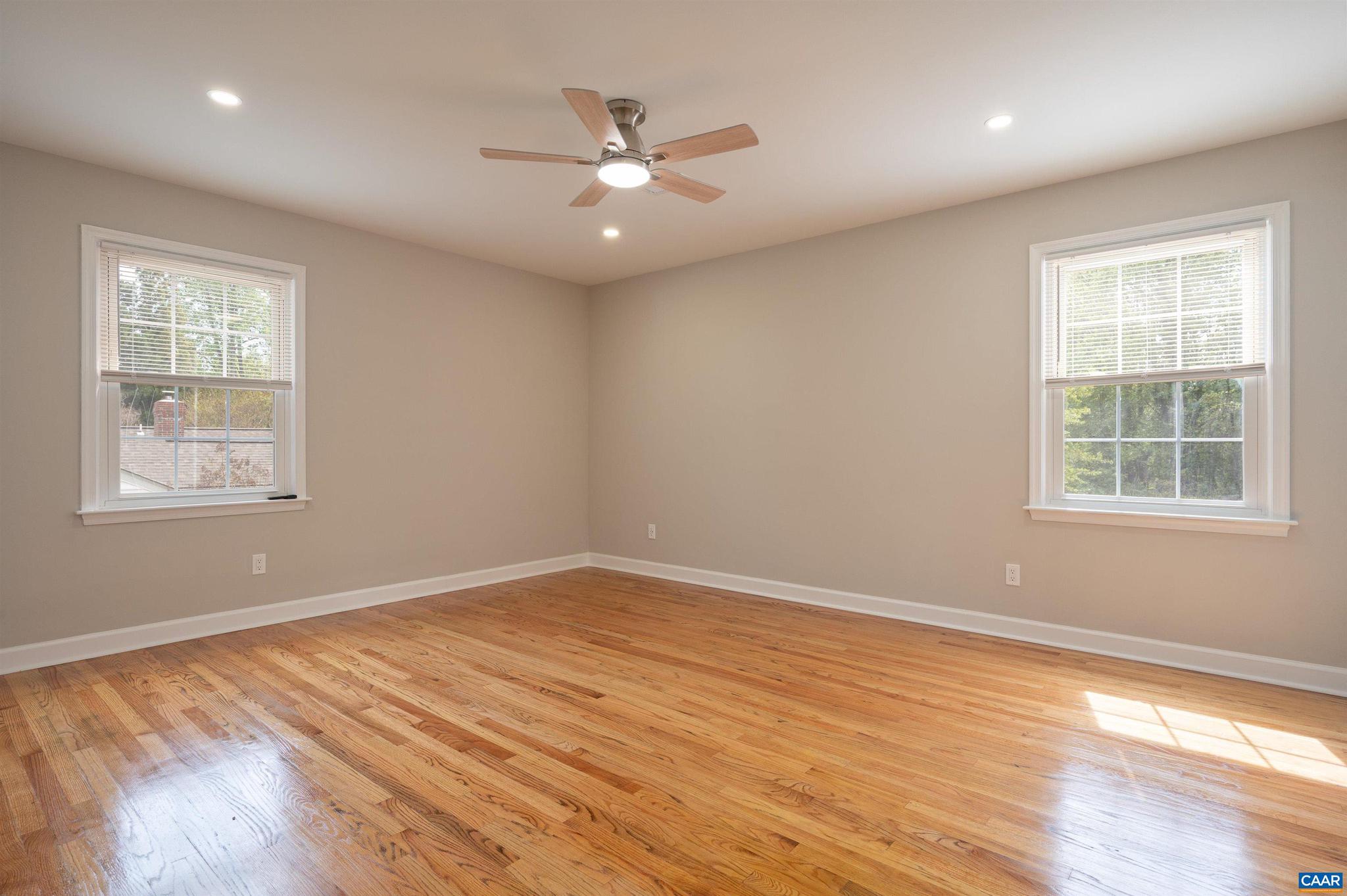 HOLLYMEAD - Residential Lease