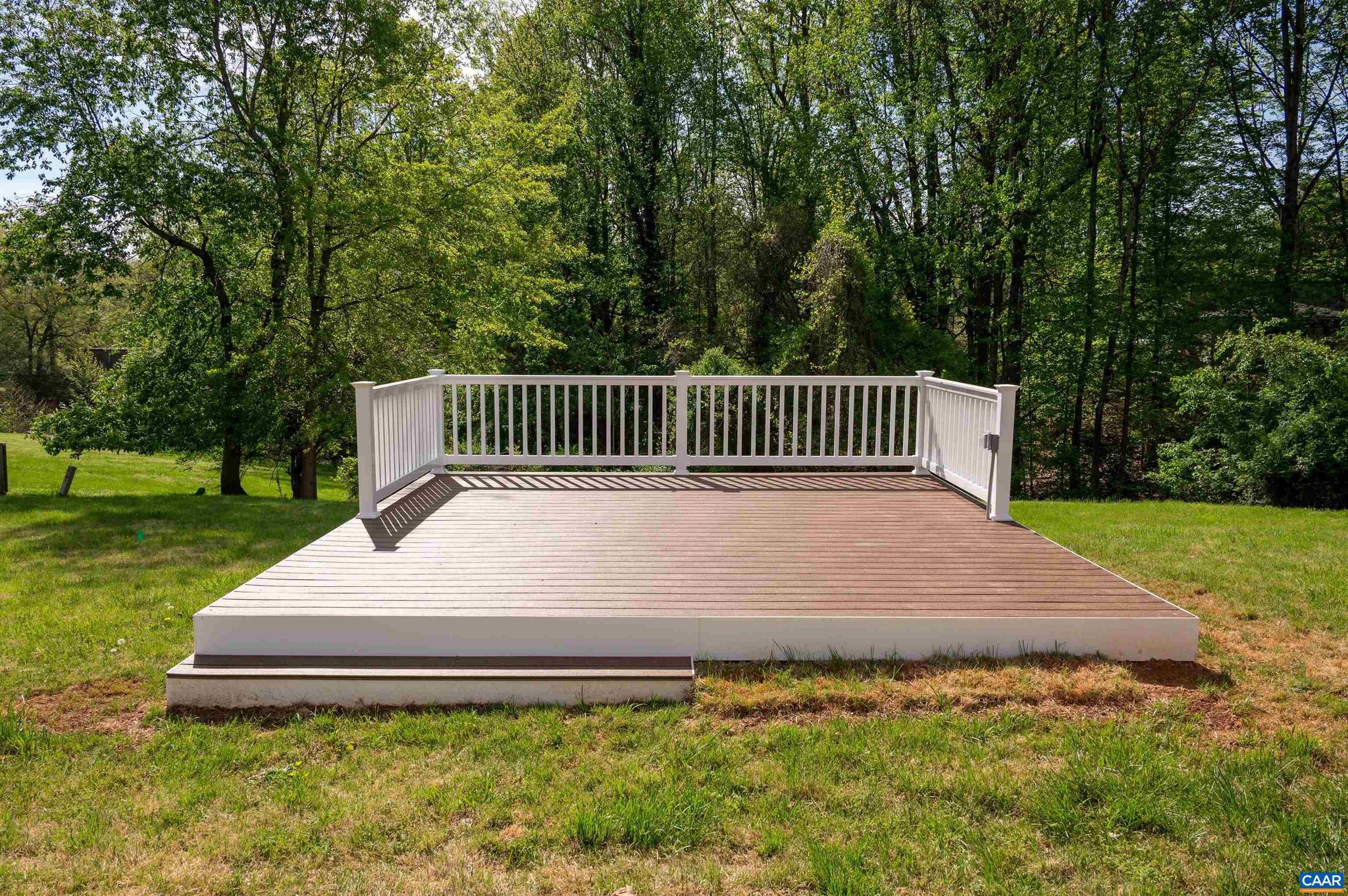 HOLLYMEAD - Residential Lease