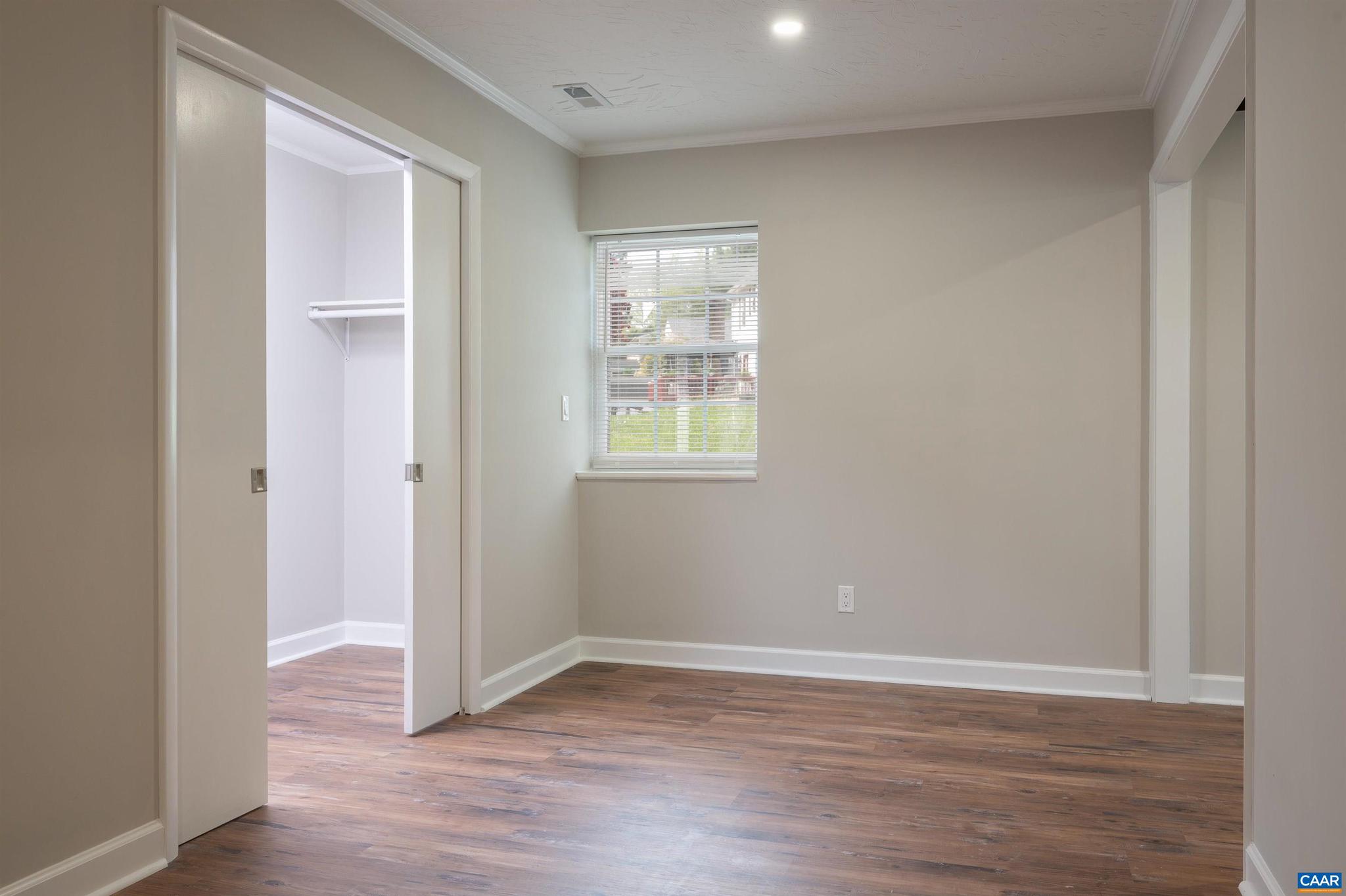 HOLLYMEAD - Residential Lease