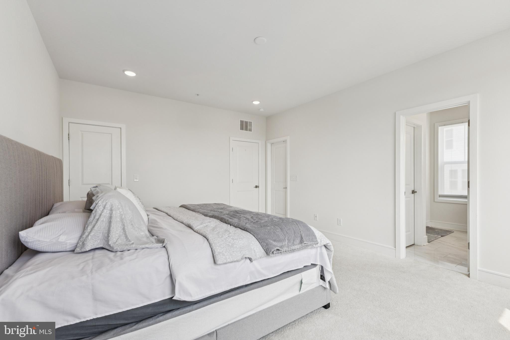 GOOSE CREEK VILLAGE CONDOMINIUM - Residential