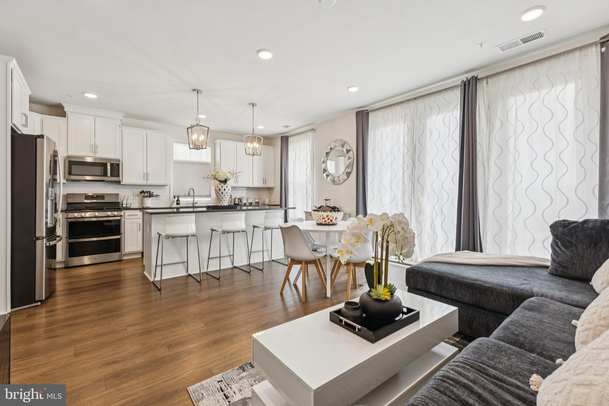 GOOSE CREEK VILLAGE CONDOMINIUM - Residential