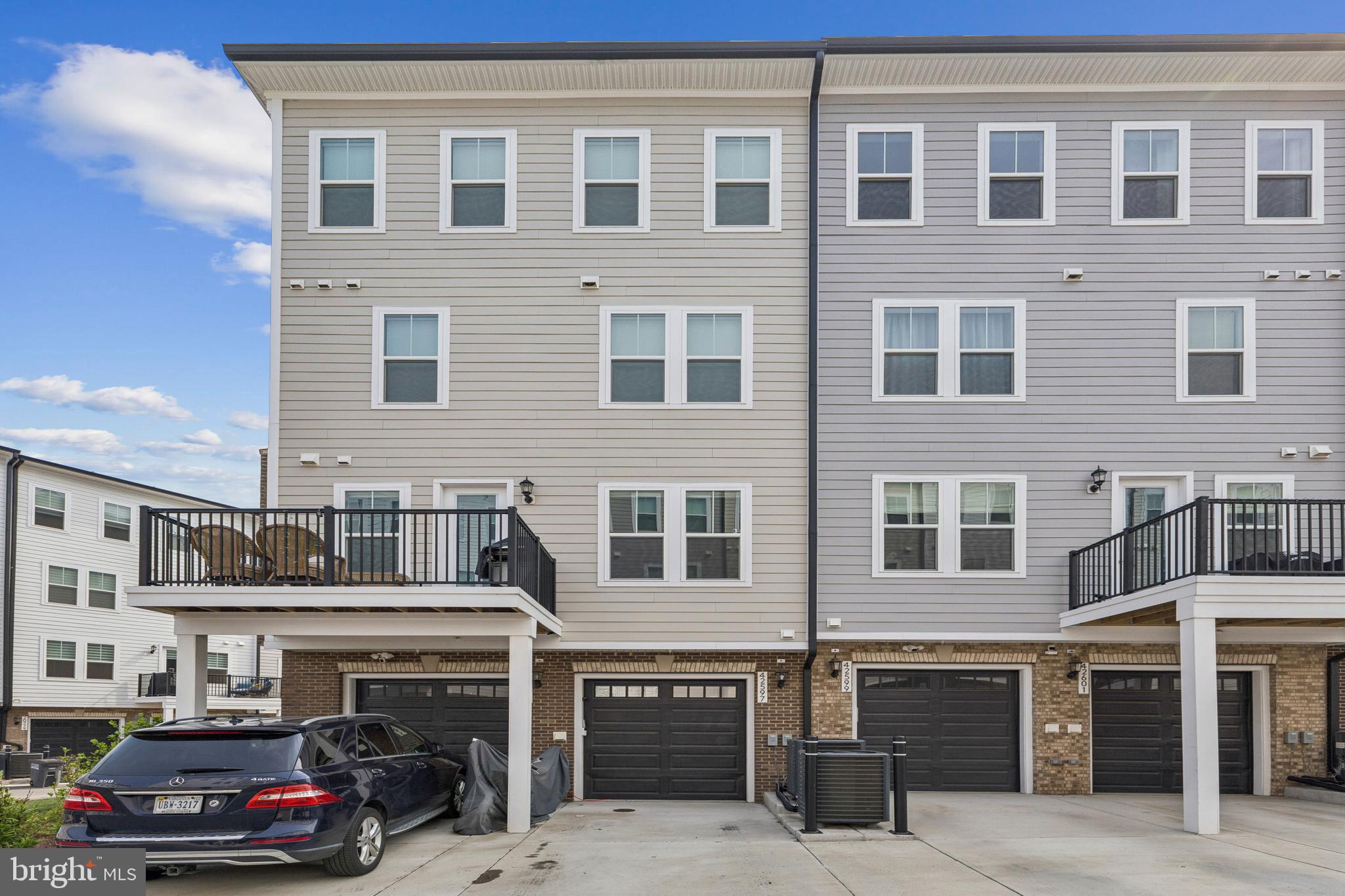 GOOSE CREEK VILLAGE CONDOMINIUM - Residential