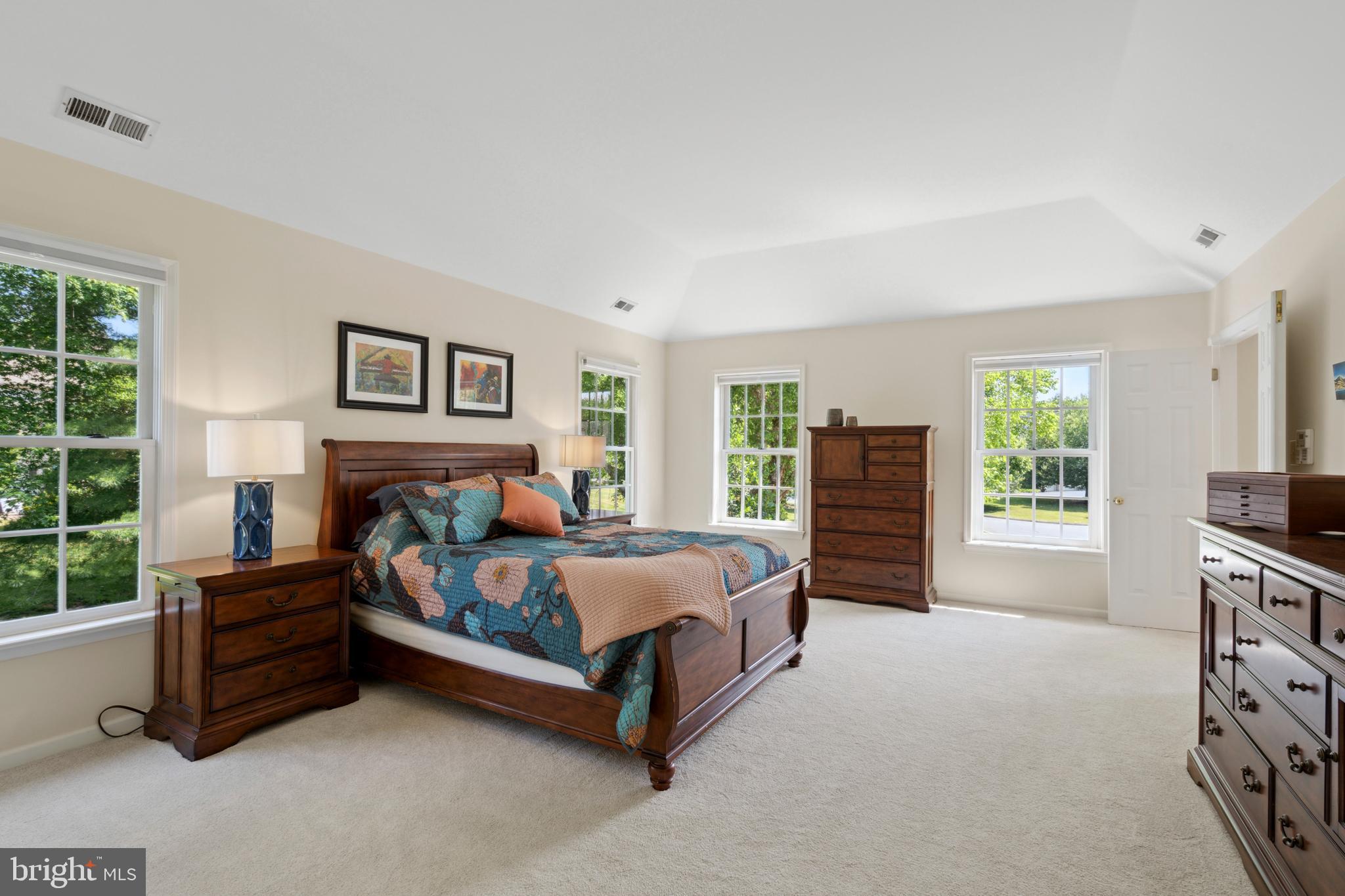 MEADOWVIEW FARMS - Residential